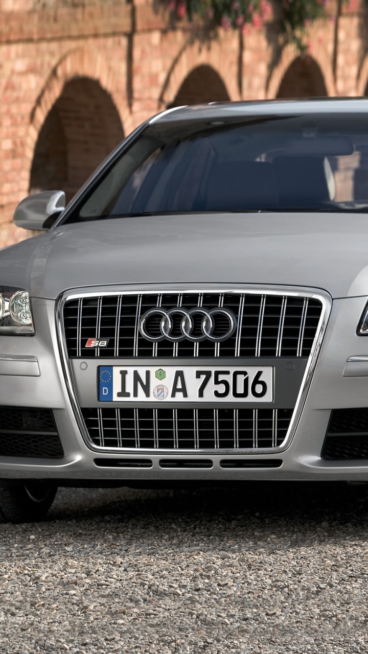 Weiße Mercedes Benz c Klasse. Wallpaper in 720x1280 Resolution