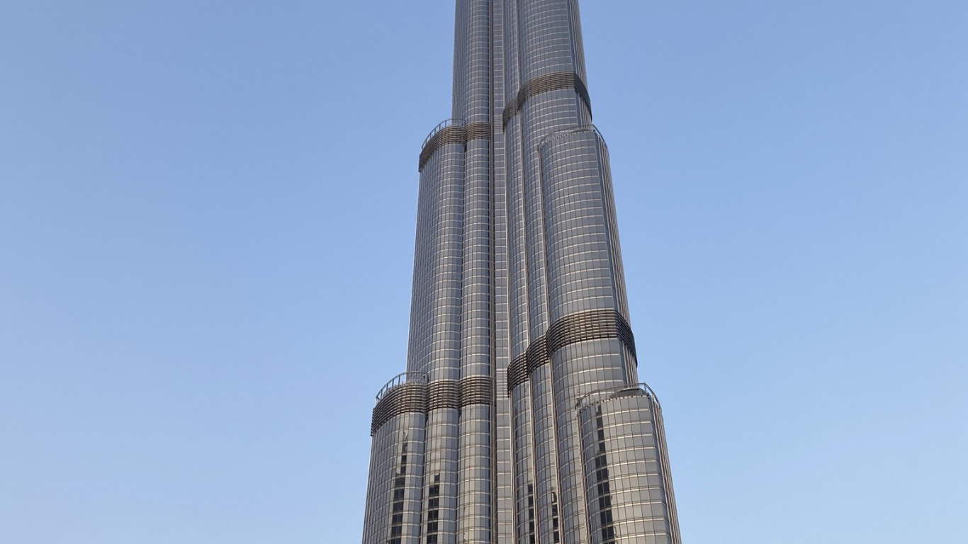 Dubai, Burj Khalifa, Skyscraper, National Historic Landmark, Nature. Wallpaper in 1366x768 Resolution