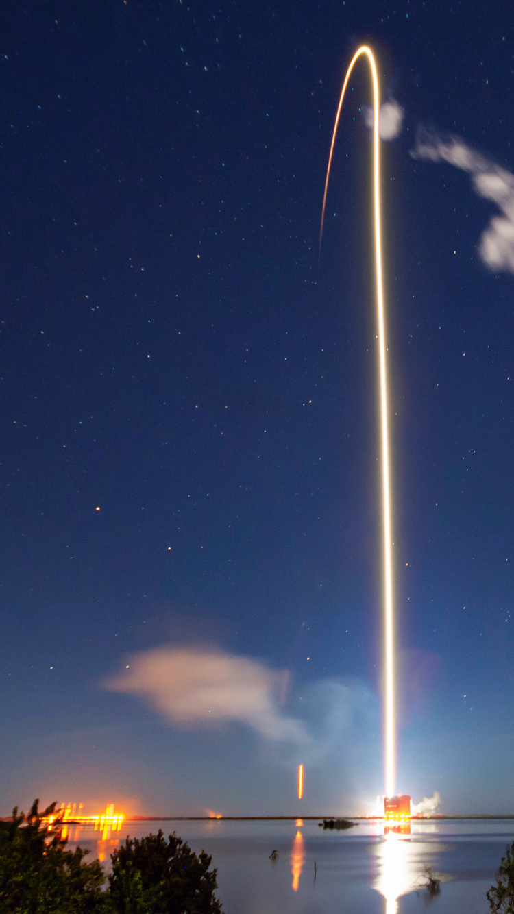 SpaceX, de Nombreux Satellites Dans L'espace, Starlink, Orbite Terrestre Basse, Satellite Artificiel. Wallpaper in 750x1334 Resolution