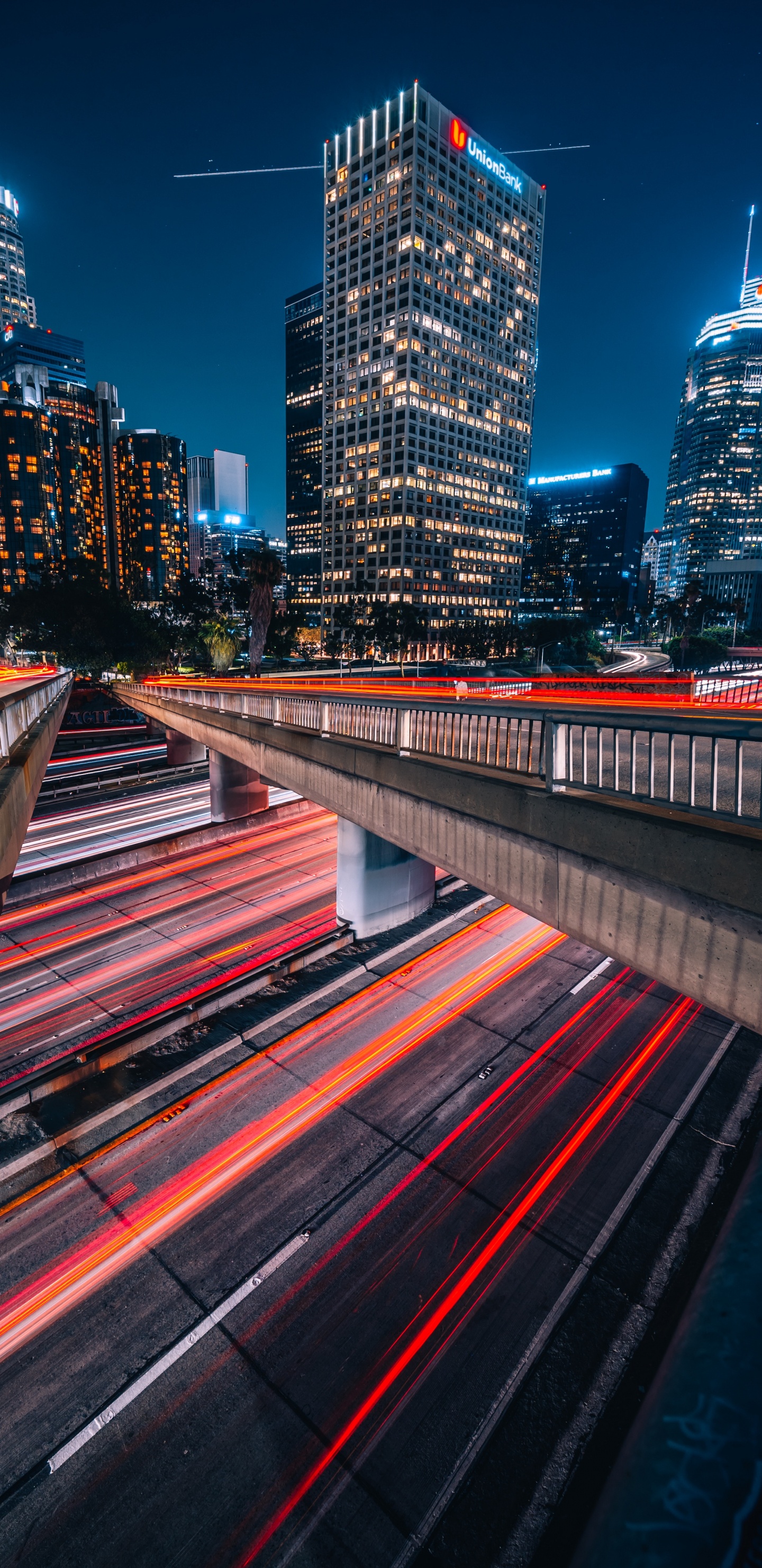 Time Lapse Photography of City Lights During Night Time. Wallpaper in 1440x2960 Resolution