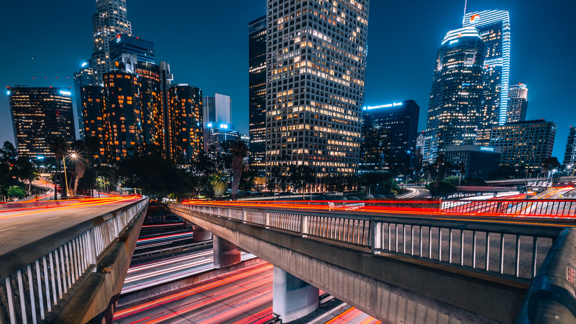 Photographie en Accéléré Des Lumières de la Ville Pendant la Nuit. Wallpaper in 1920x1080 Resolution