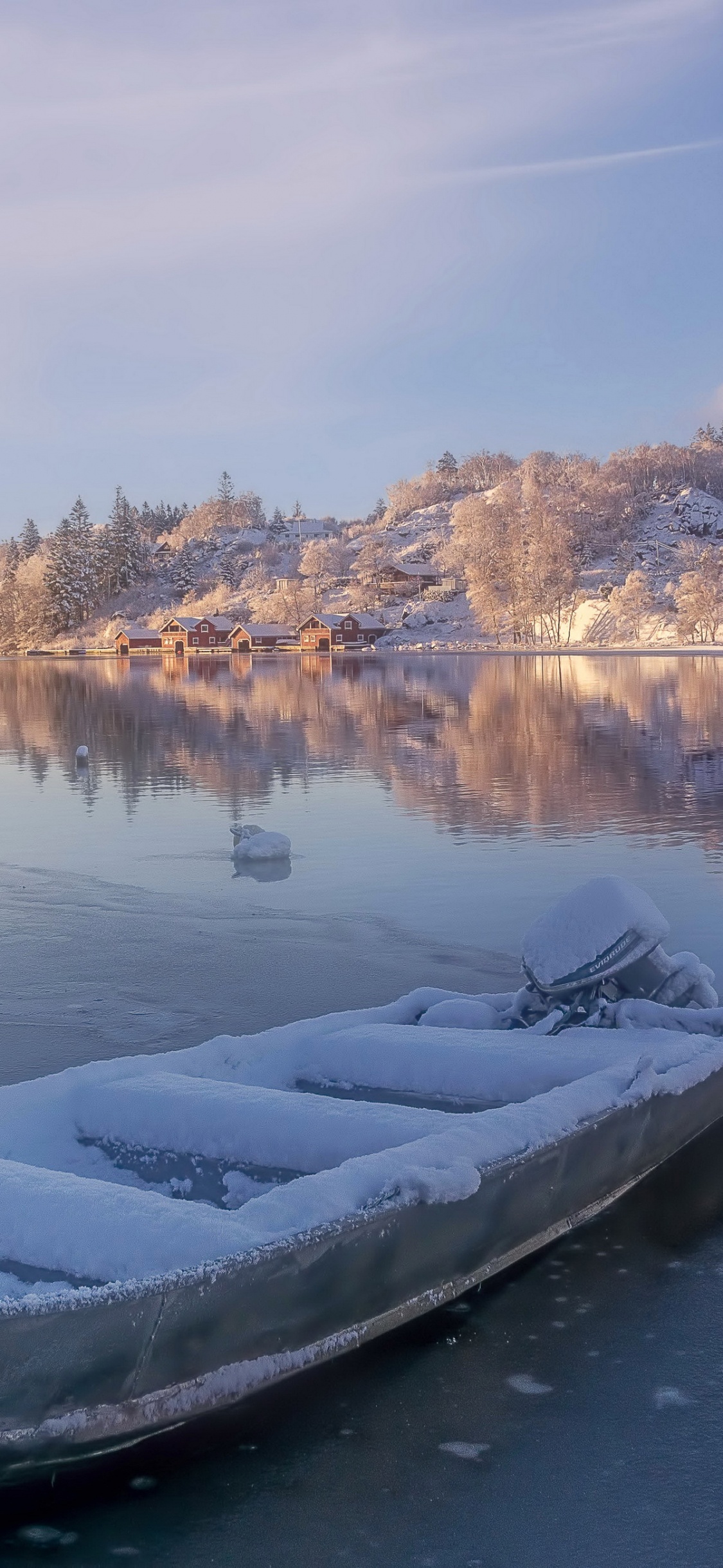 White Boat on Lake During Daytime. Wallpaper in 1125x2436 Resolution