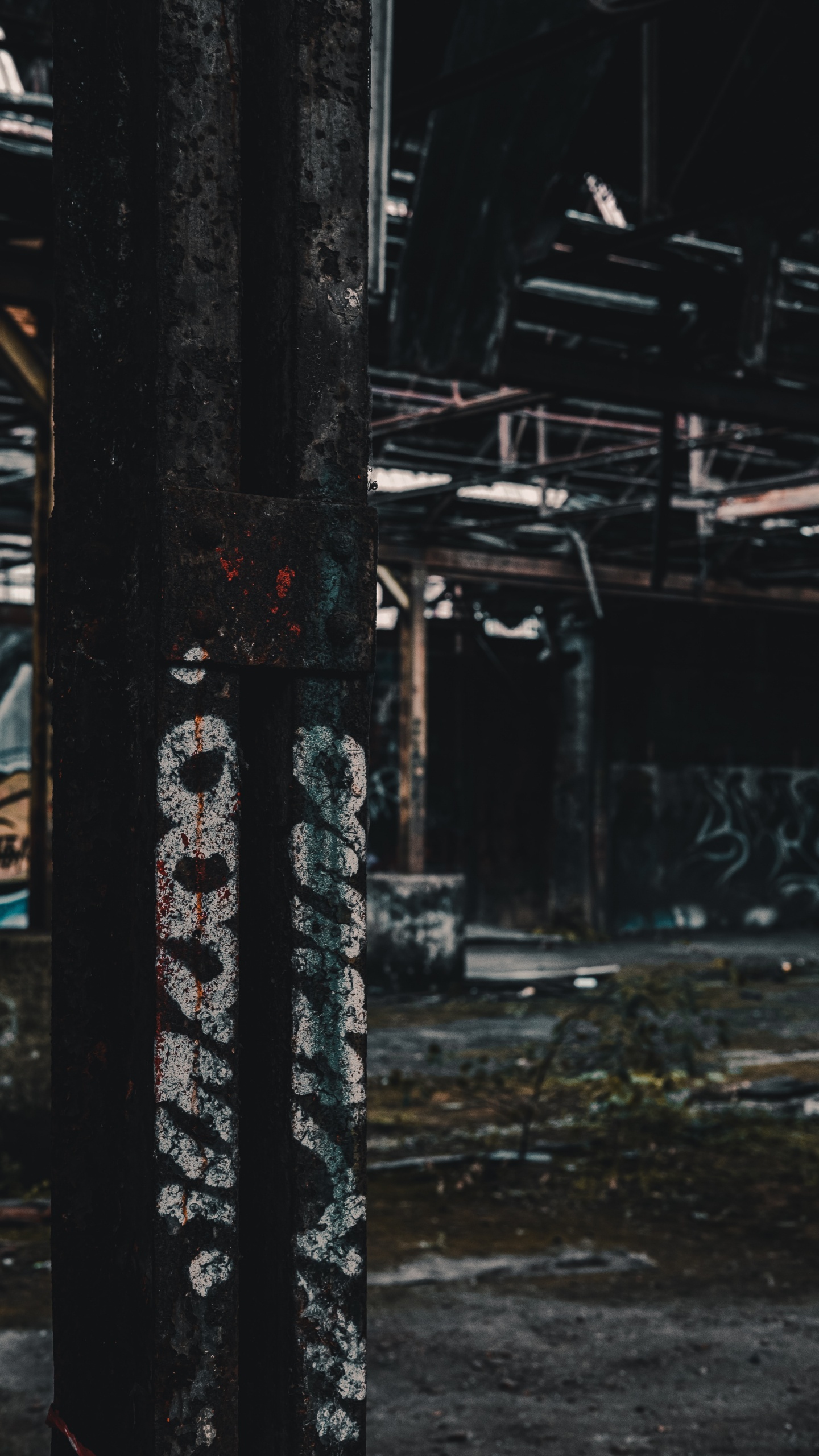 Poteau en Bois Noir et Blanc. Wallpaper in 1440x2560 Resolution