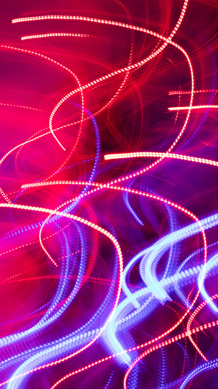 Digitale Tapete Mit Rotem Und Blauem Licht. Wallpaper in 750x1334 Resolution