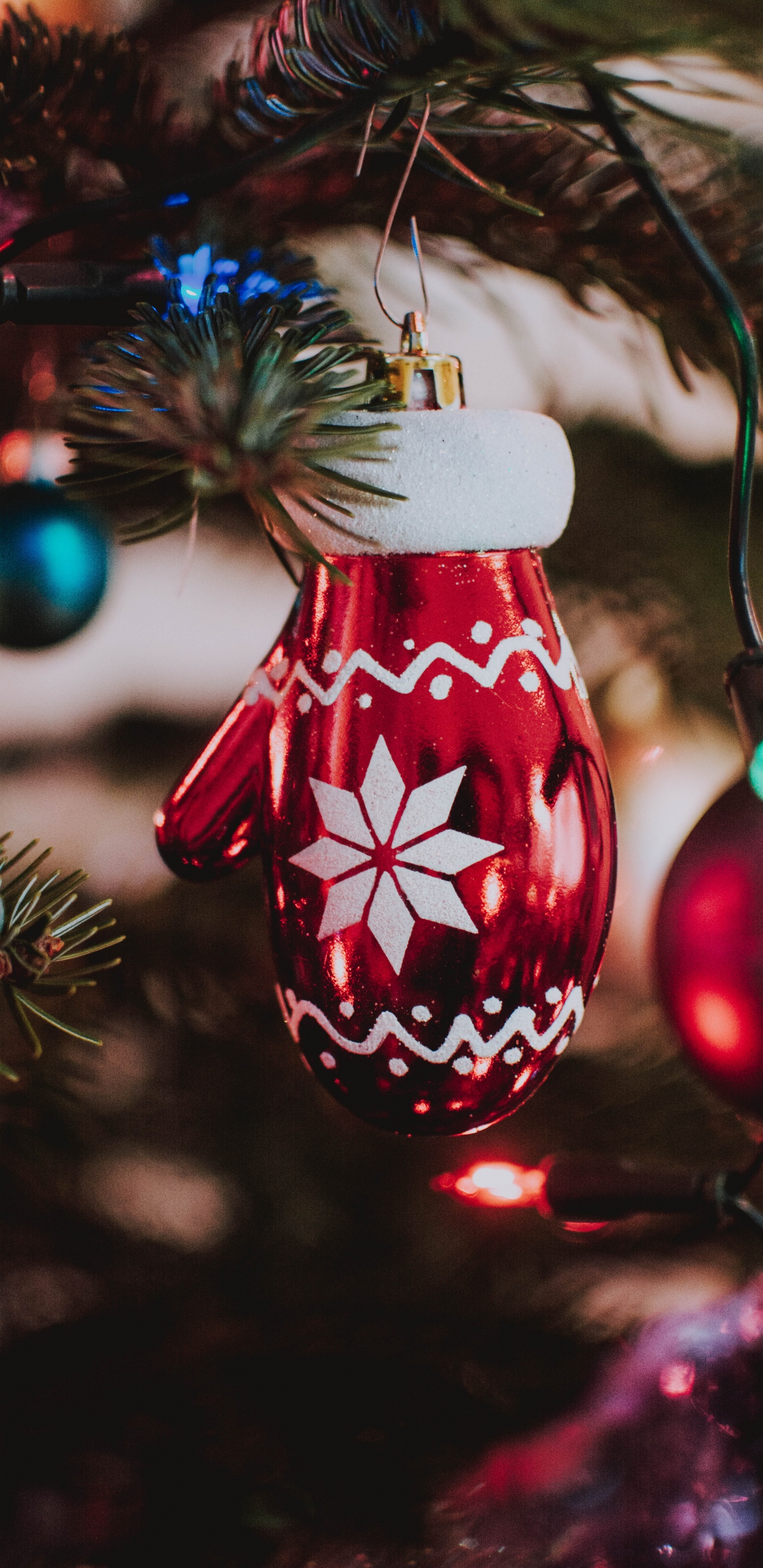 Ornament, Christmas Day, Christmas Ornament, Christmas Decoration, Christmas. Wallpaper in 1440x2960 Resolution