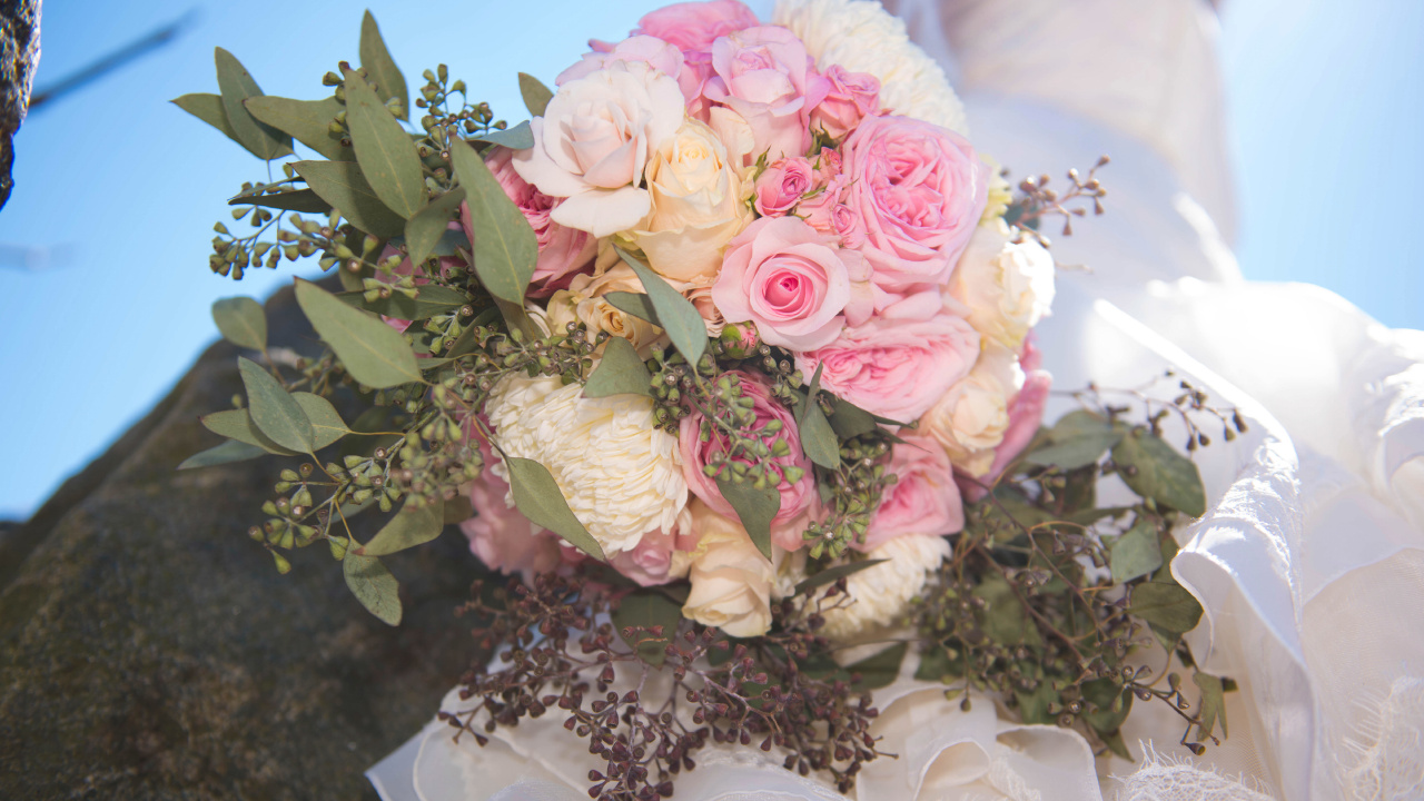 Flower Bouquet, Garden Roses, Wedding, Floral Design, Flower. Wallpaper in 1280x720 Resolution