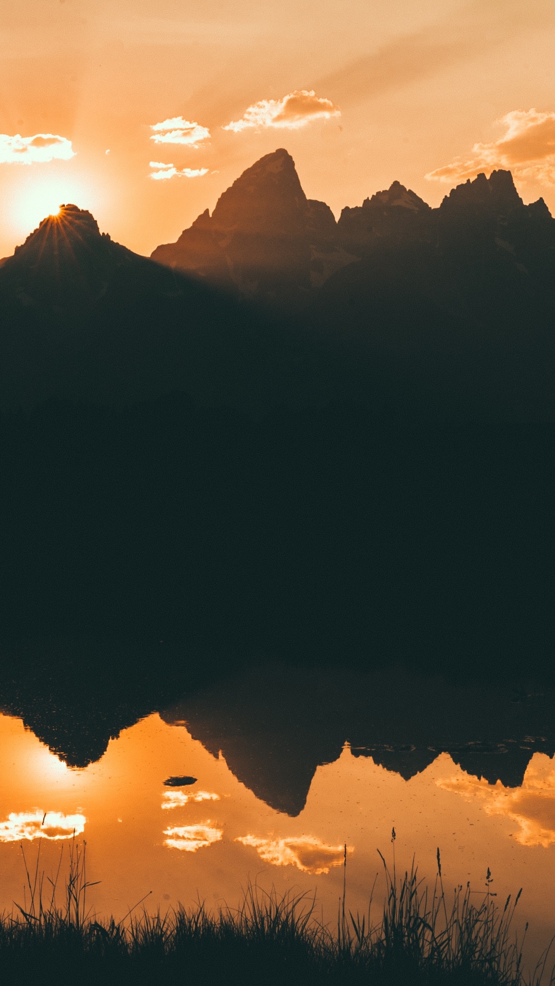 Natur, Naturlandschaft, Bergigen Landschaftsformen, Cloud, Bergkette. Wallpaper in 1080x1920 Resolution