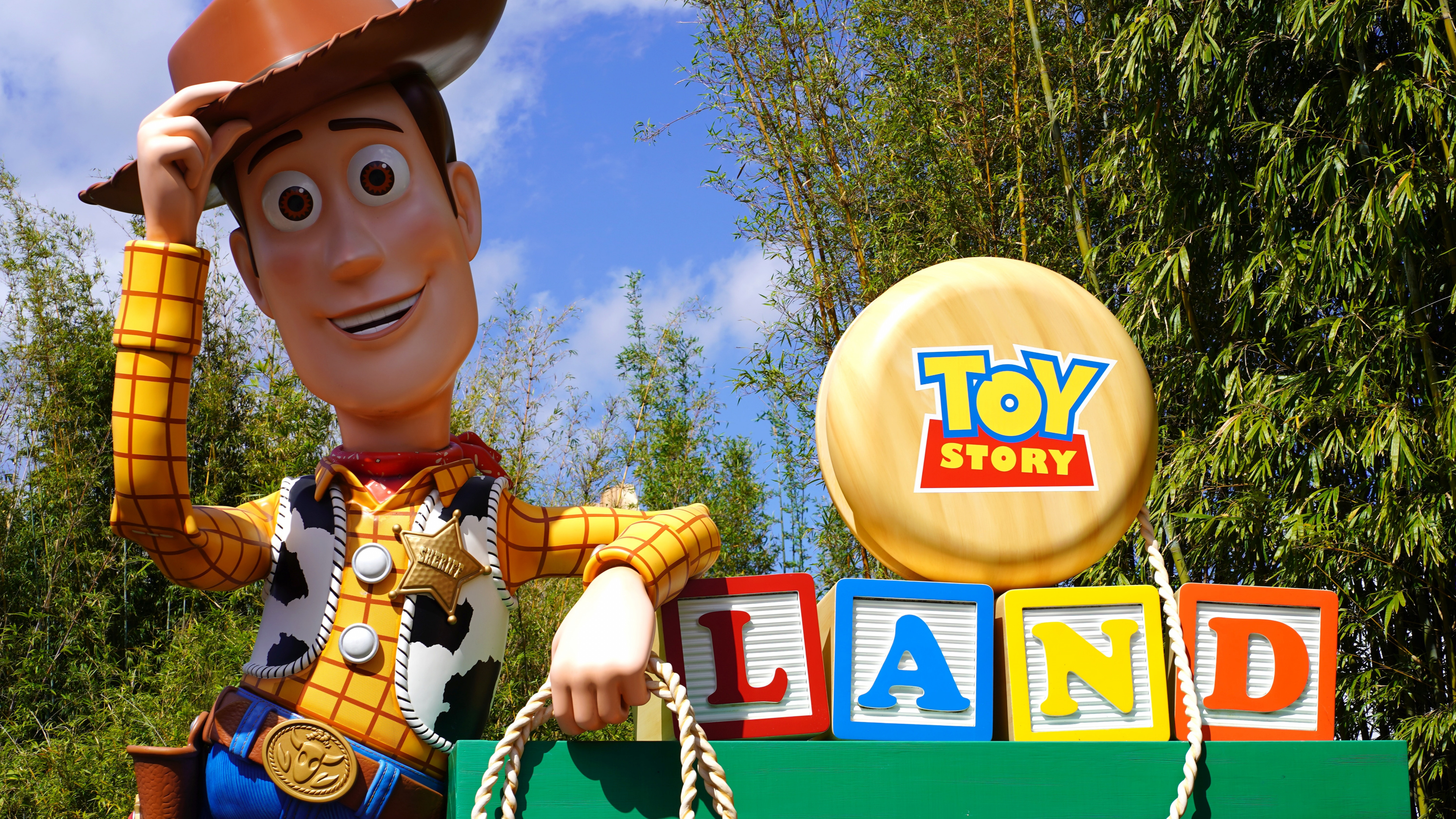 Disneys Hollywood Studios, Epcot, Toy Story Playland, Disneyland Park, Disney Movies. Wallpaper in 3840x2160 Resolution