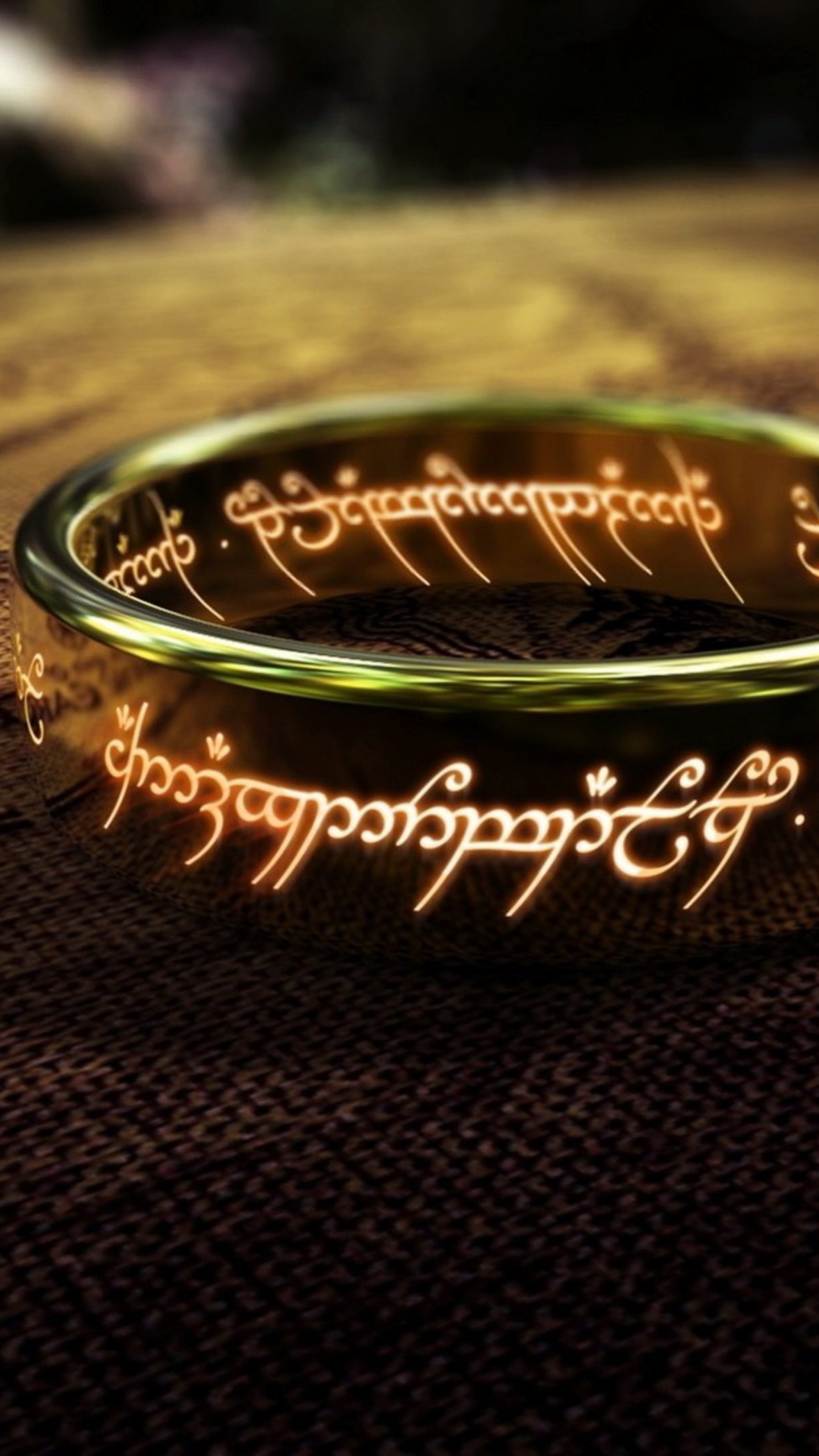 Anillo Redondo de Oro y Negro. Wallpaper in 1440x2560 Resolution