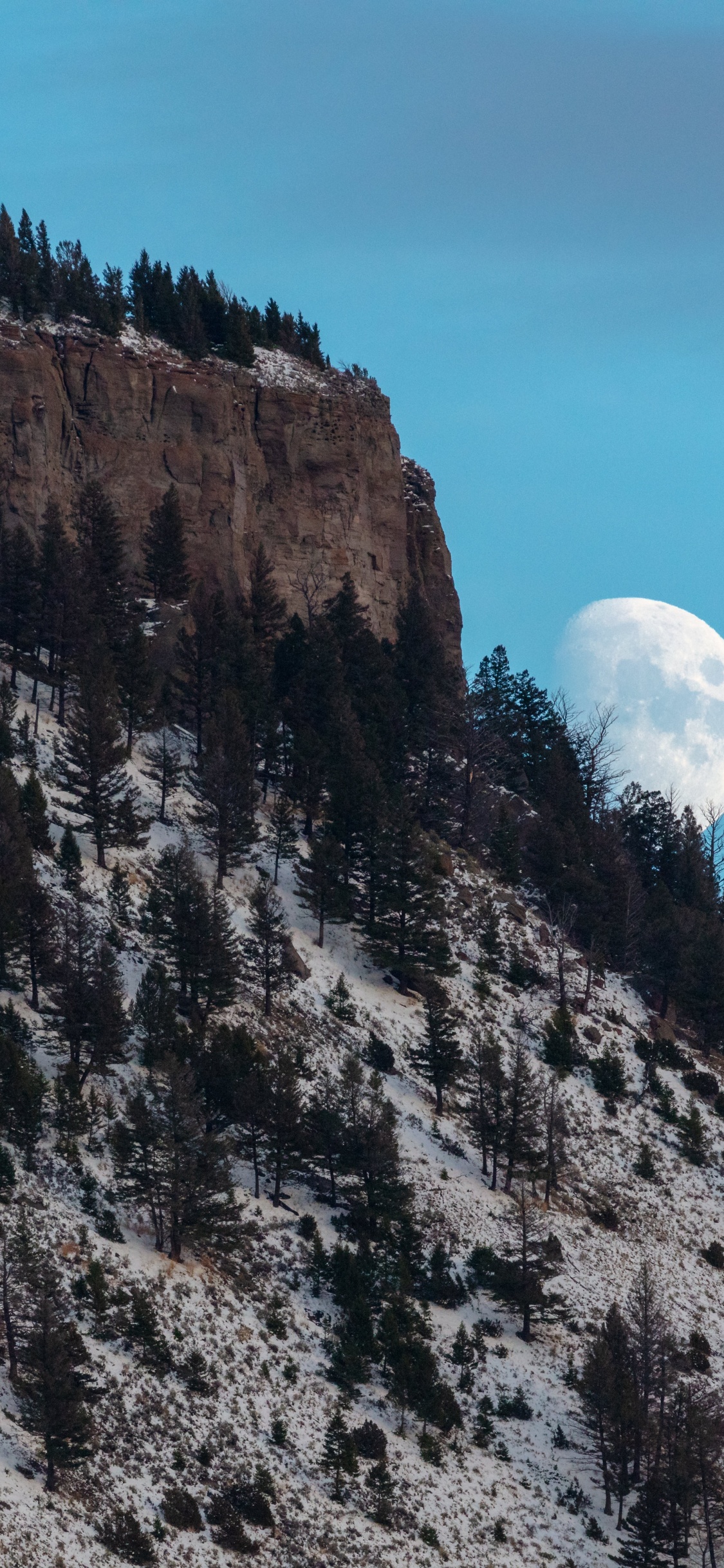 Moon, Moonrise and Moonset, Lunar Eclipse, Cloud, Mountain. Wallpaper in 1125x2436 Resolution