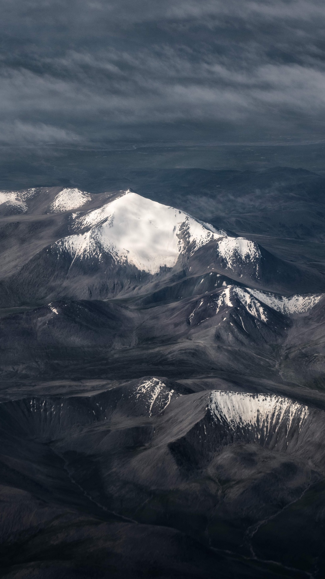 Mountain, Mountain Range, Mountainous Landforms, Cloud, Alps. Wallpaper in 1080x1920 Resolution