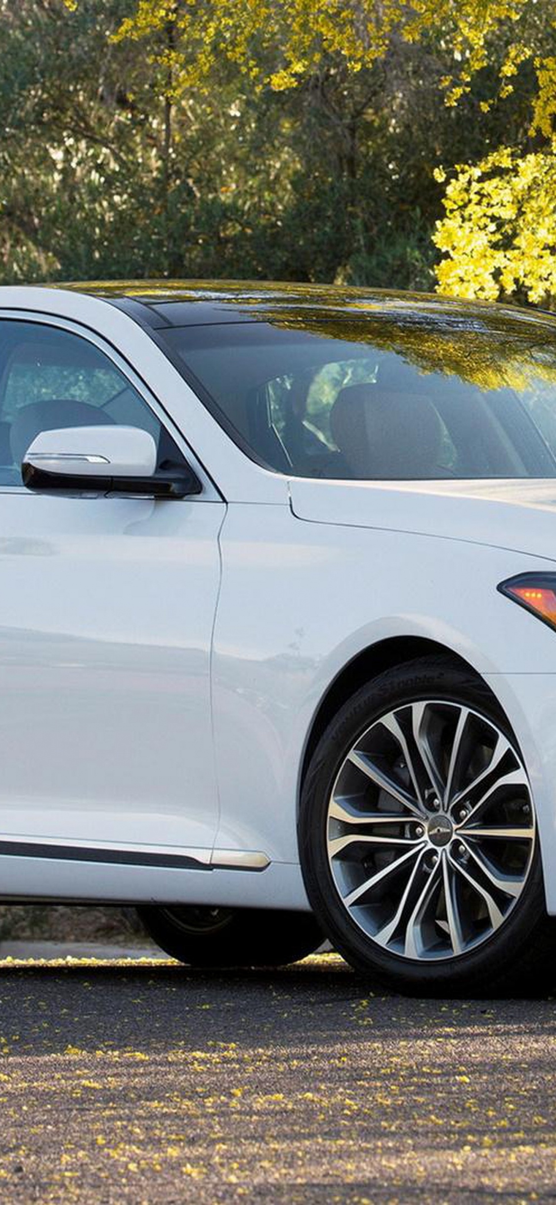 White Bmw x 6 Parked on Gray Asphalt Road During Daytime. Wallpaper in 1125x2436 Resolution