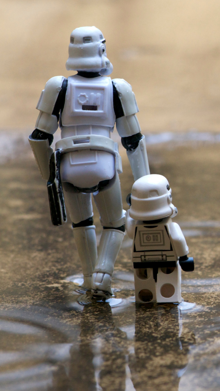Luke Skywalker, Stormtrooper, Star Wars, Lego Star Wars, Agua. Wallpaper in 750x1334 Resolution