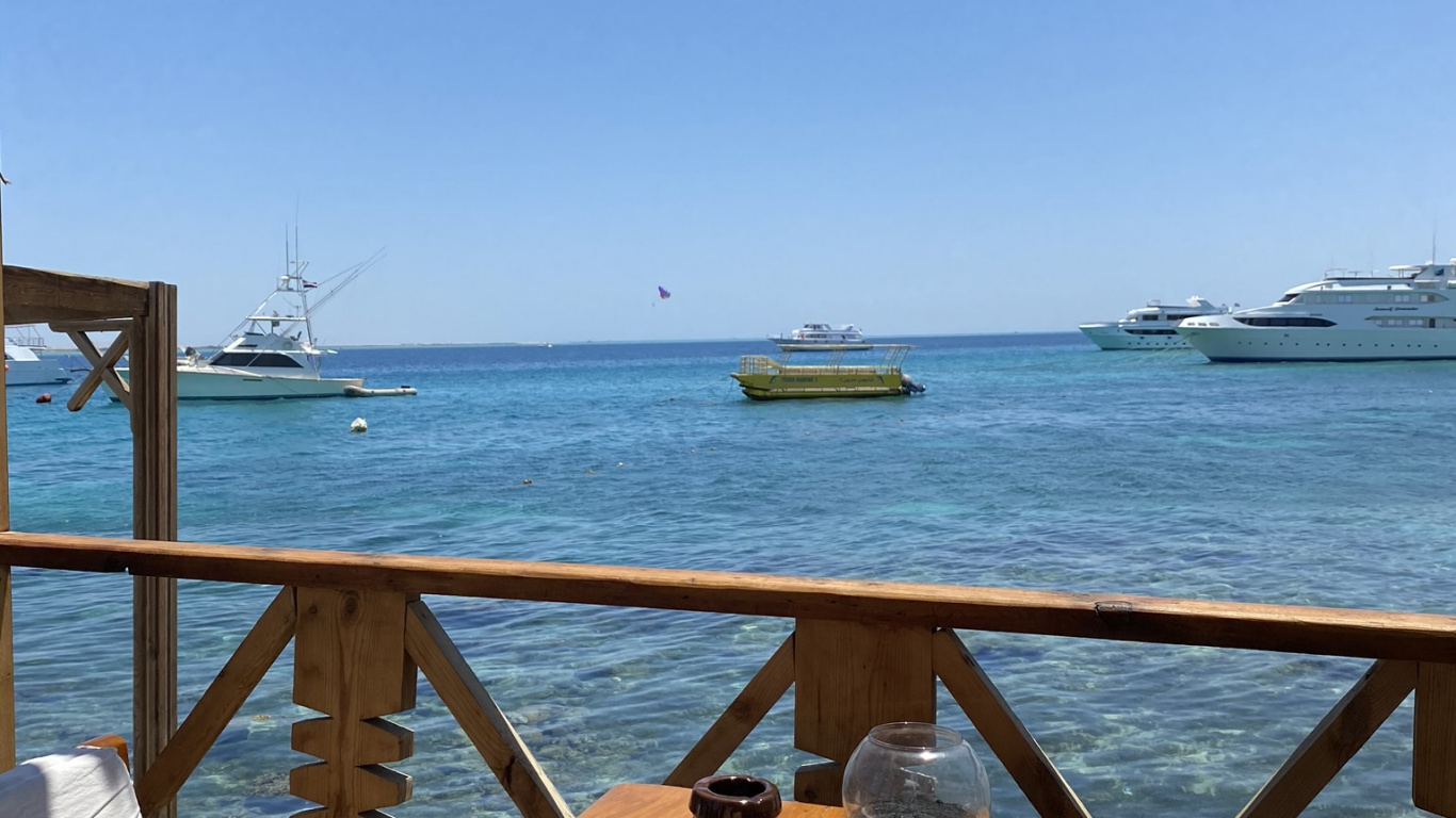 Sea, Boat, Ocean, Tourism, Serveware. Wallpaper in 1366x768 Resolution