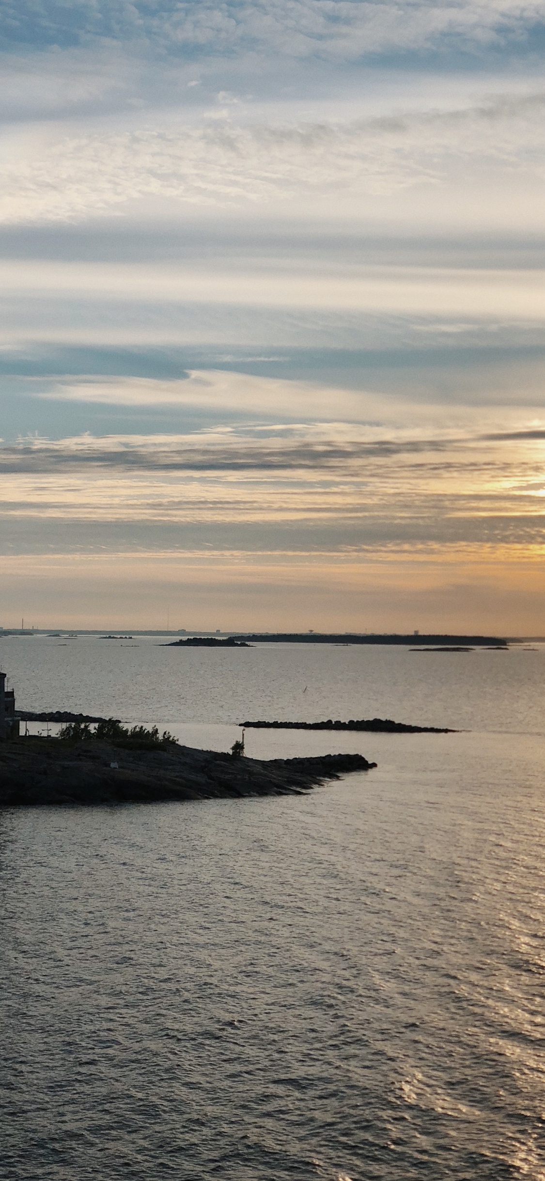 Water, Cloud, Tower, Beacon, Horizon. Wallpaper in 1125x2436 Resolution