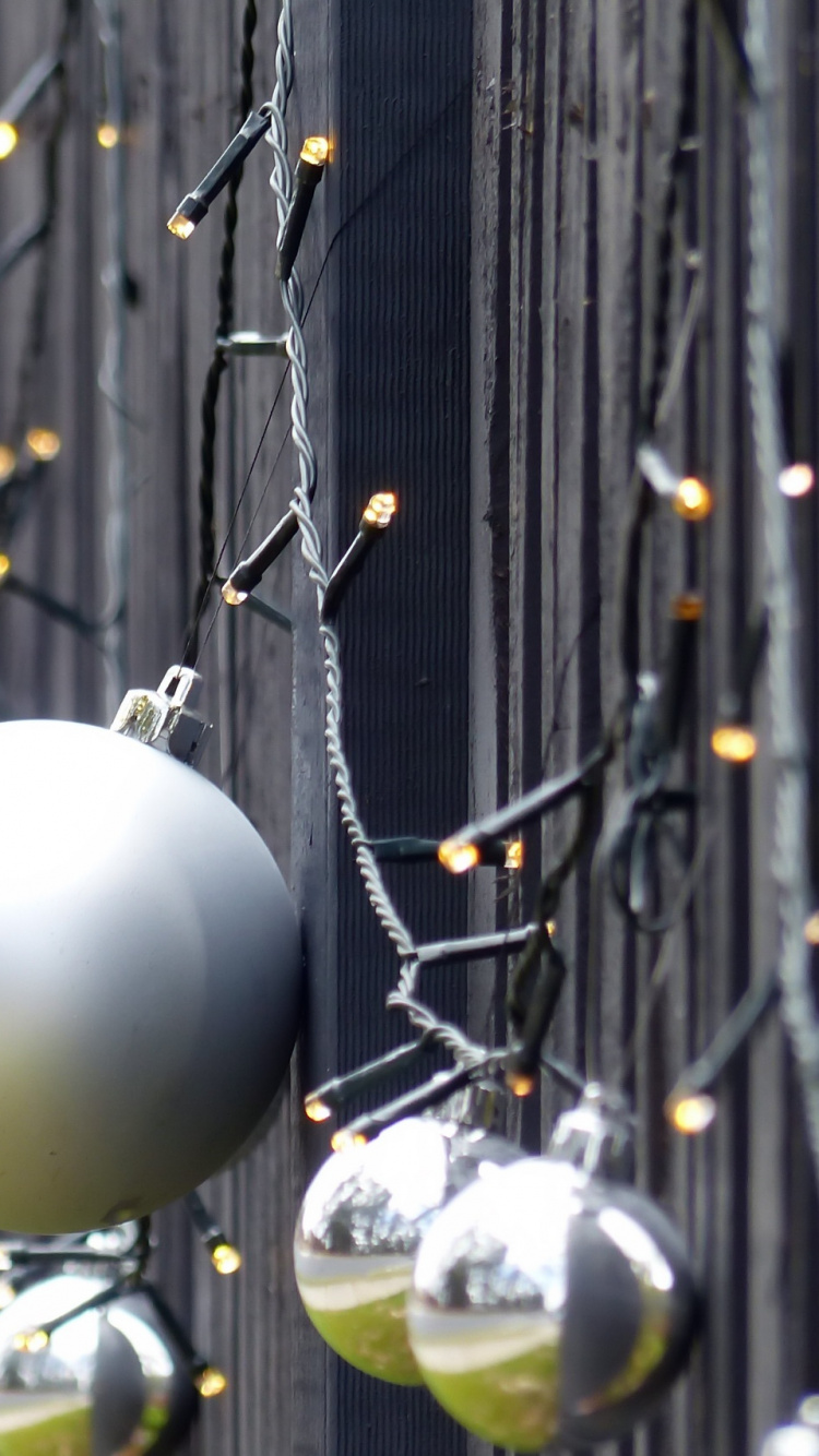 Lighting, Christmas Day, Valentines Day, Tree, Christmas. Wallpaper in 750x1334 Resolution