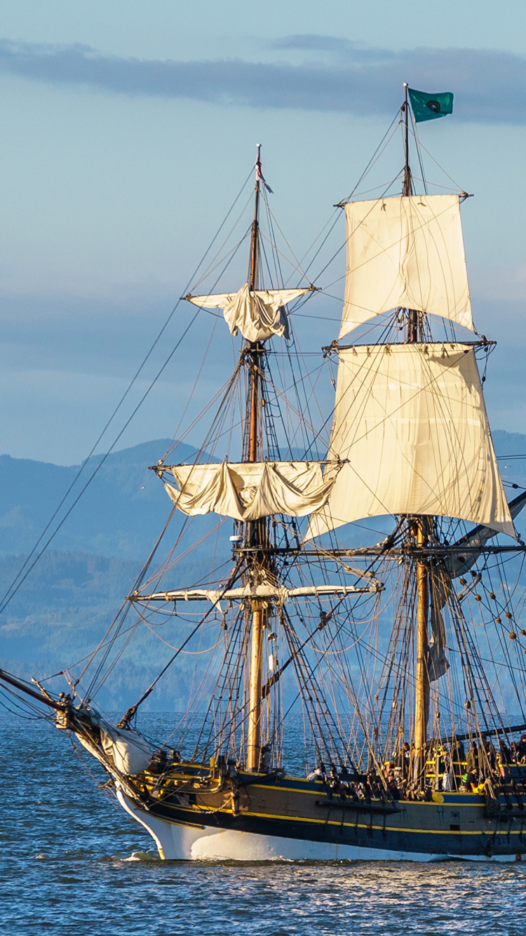 Brown and White Sail Boat on Sea During Daytime. Wallpaper in 750x1334 Resolution