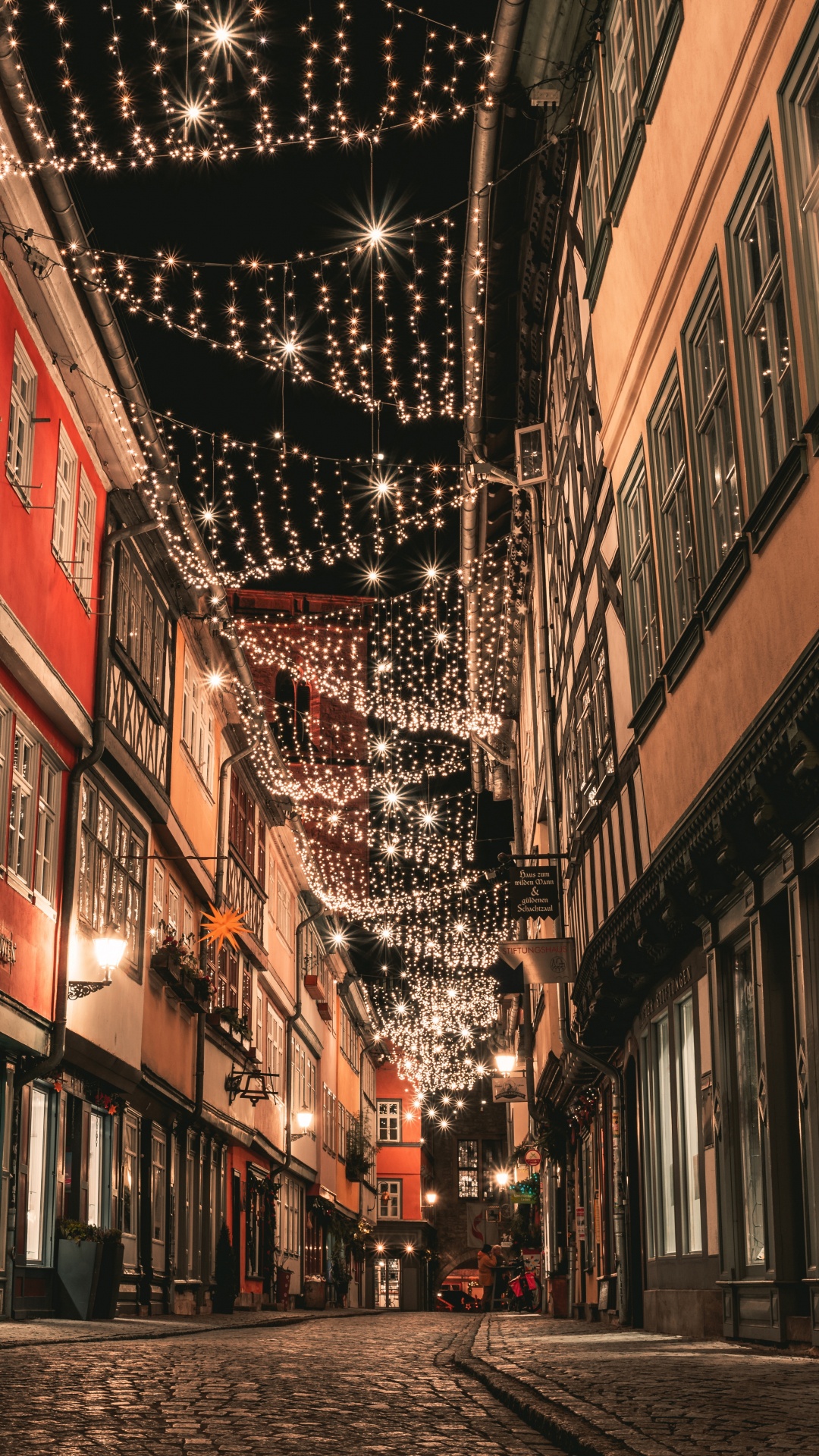 People Walking on Street Between Buildings During Daytime. Wallpaper in 1080x1920 Resolution