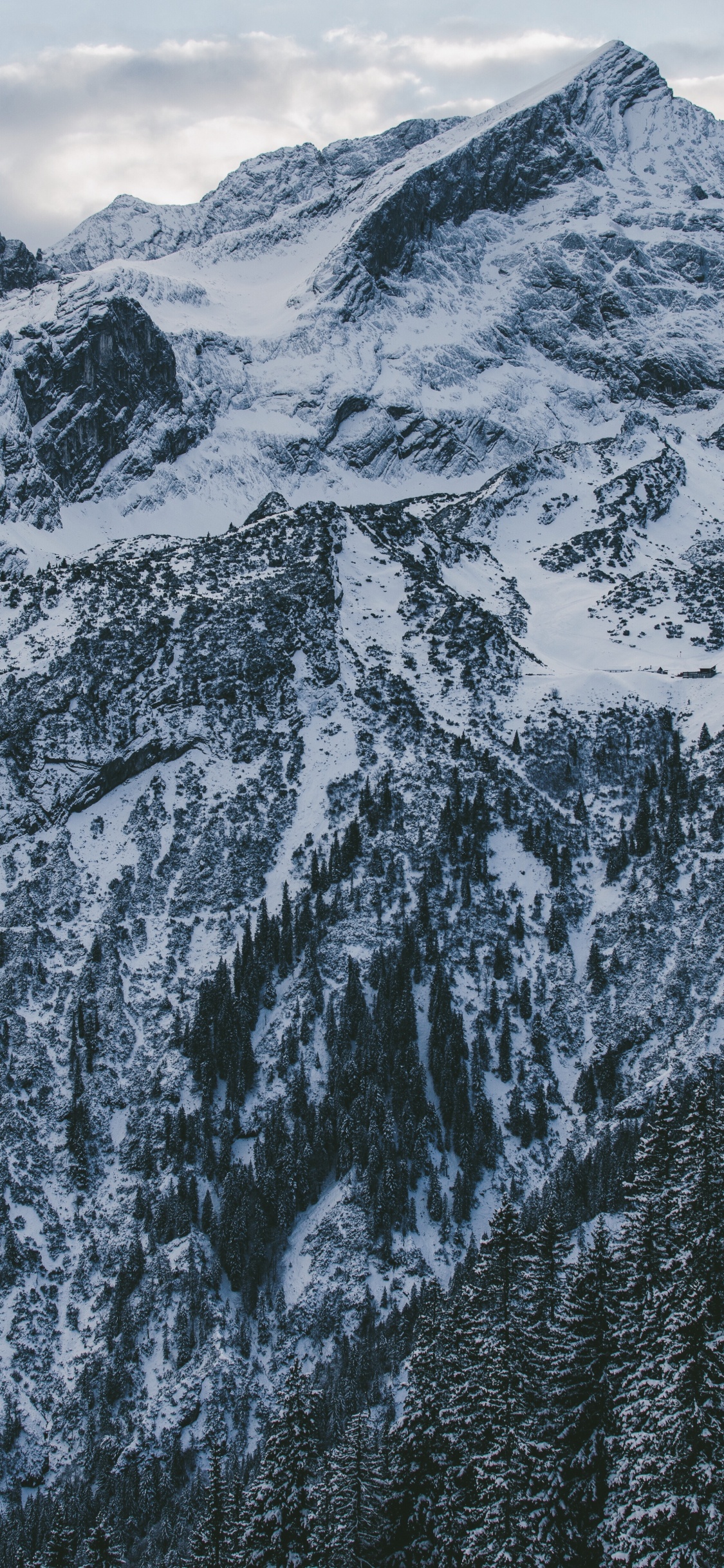 Snow, Mountain, Mountain Range, Massif, Milwaukee. Wallpaper in 1125x2436 Resolution