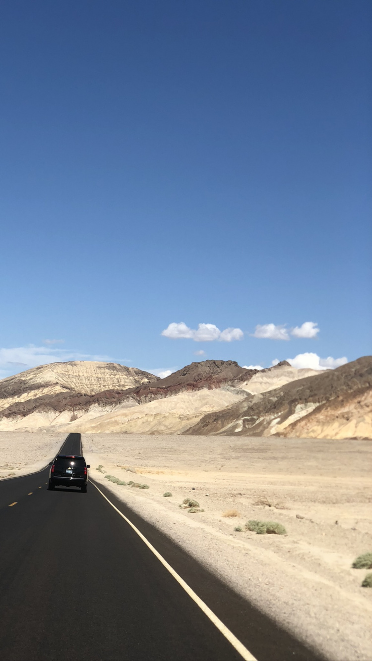 Usa, Nevada, Death Valley, Death Valley National Park, Road. Wallpaper in 750x1334 Resolution