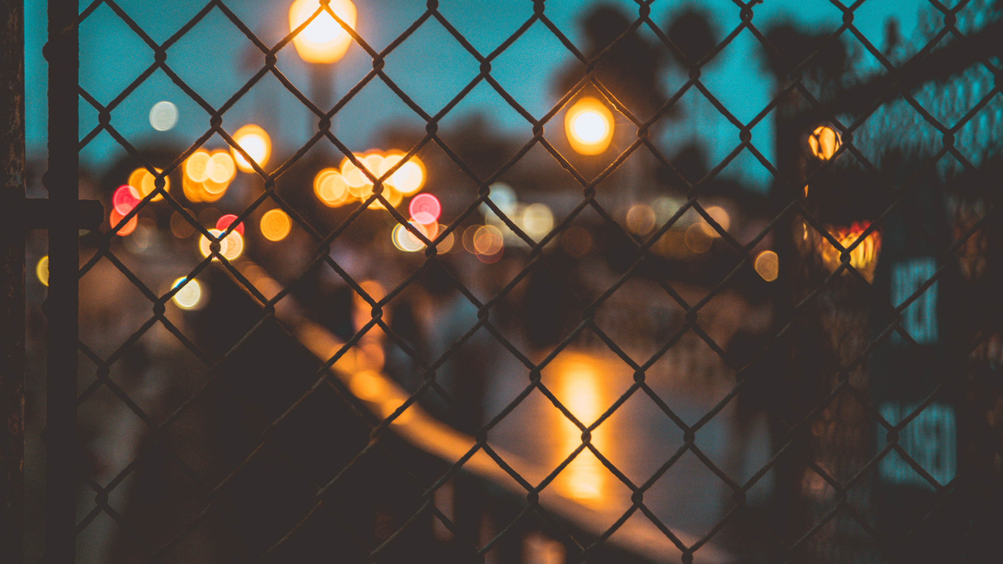 Black Metal Fence With Lights. Wallpaper in 3840x2160 Resolution