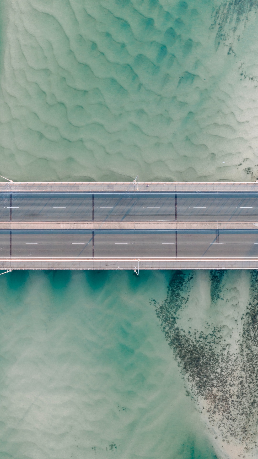 水上, 黑色和白色的, 绿色的, 建筑, Azure 壁纸 1080x1920 允许