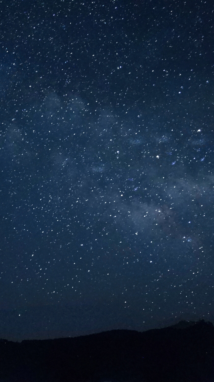 Silhouette of Mountain Under Starry Night. Wallpaper in 750x1334 Resolution