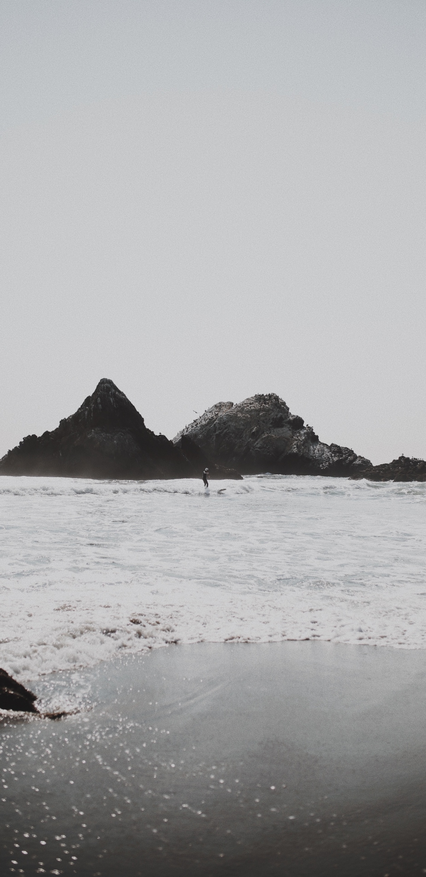 Plage, Mer, Promontoire, Rock, Corps de L'eau. Wallpaper in 1440x2960 Resolution