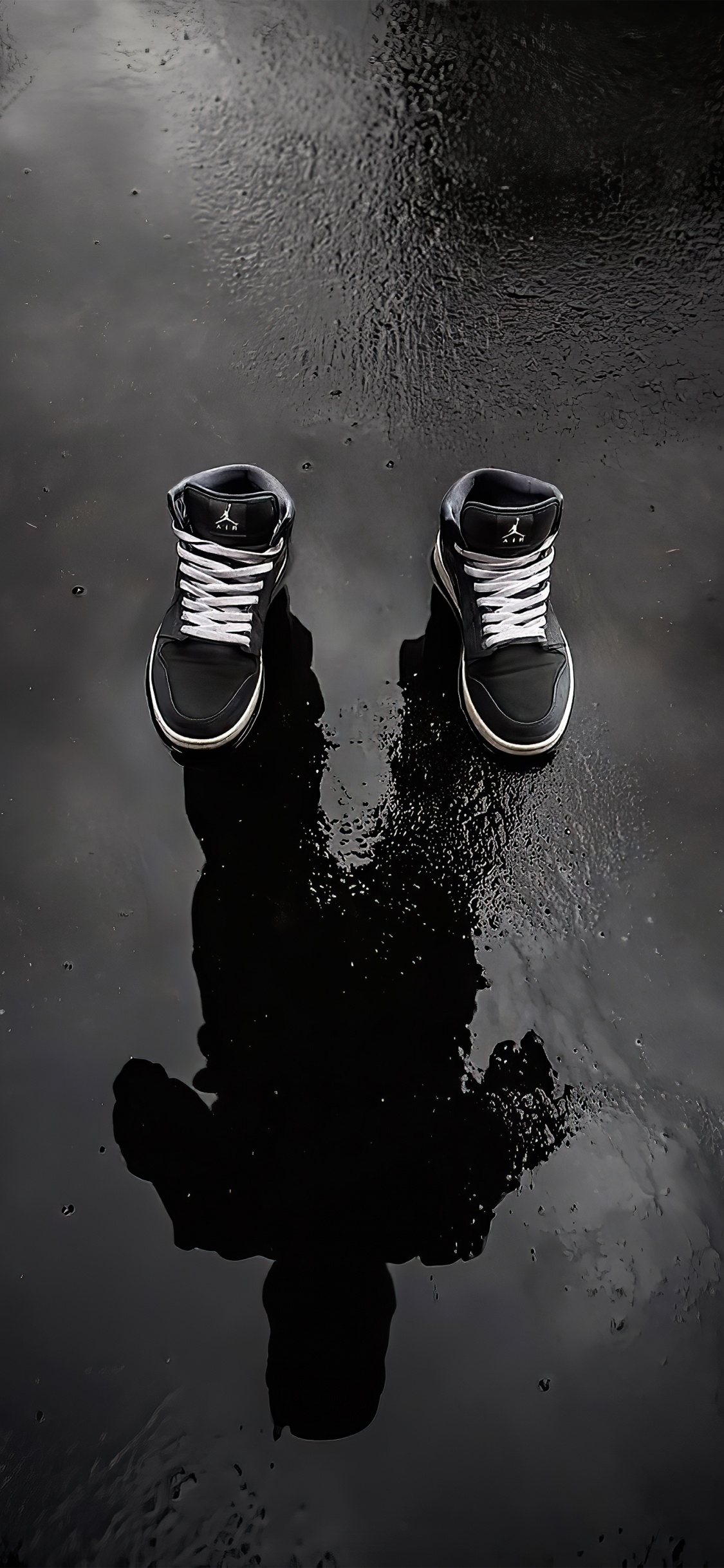 Eau, Liquid, Verrerie, Fluide, Noir et Blanc. Wallpaper in 1125x2436 Resolution