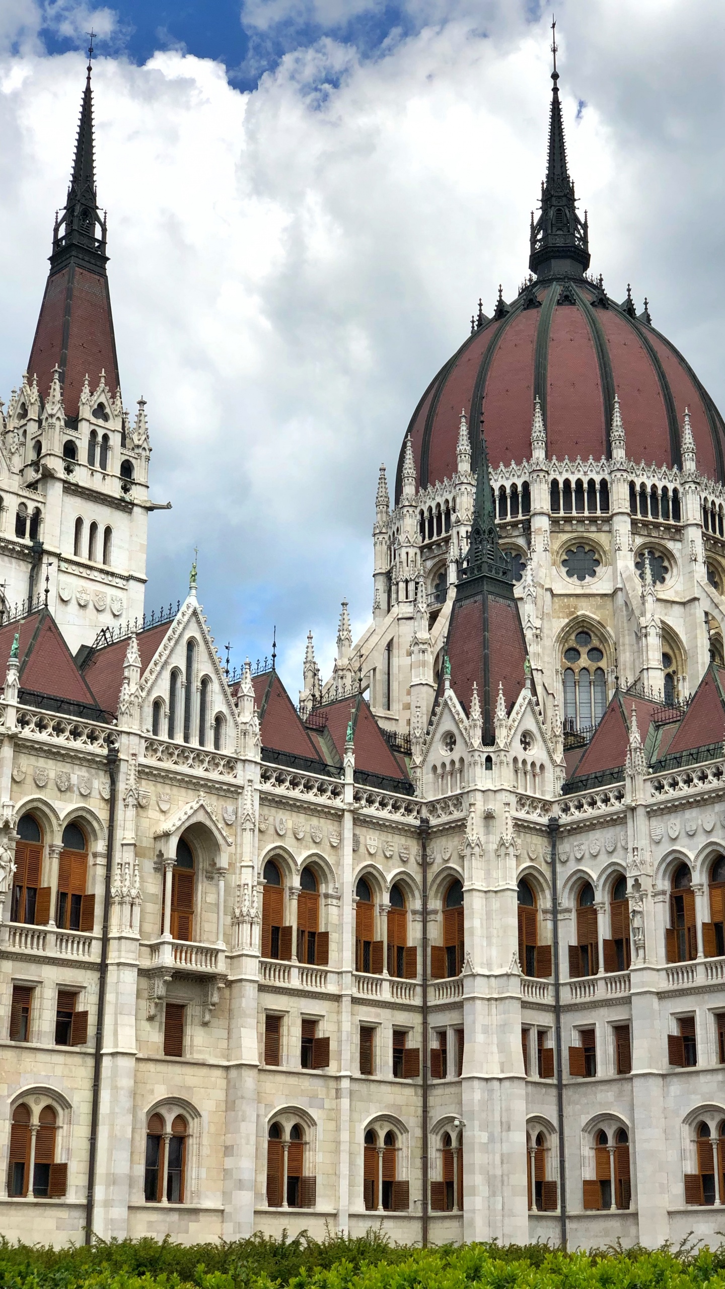 Budapest, Ungarischen Parlamentsgebäude, Gebäude, Wahrzeichen, König. Wallpaper in 1440x2560 Resolution