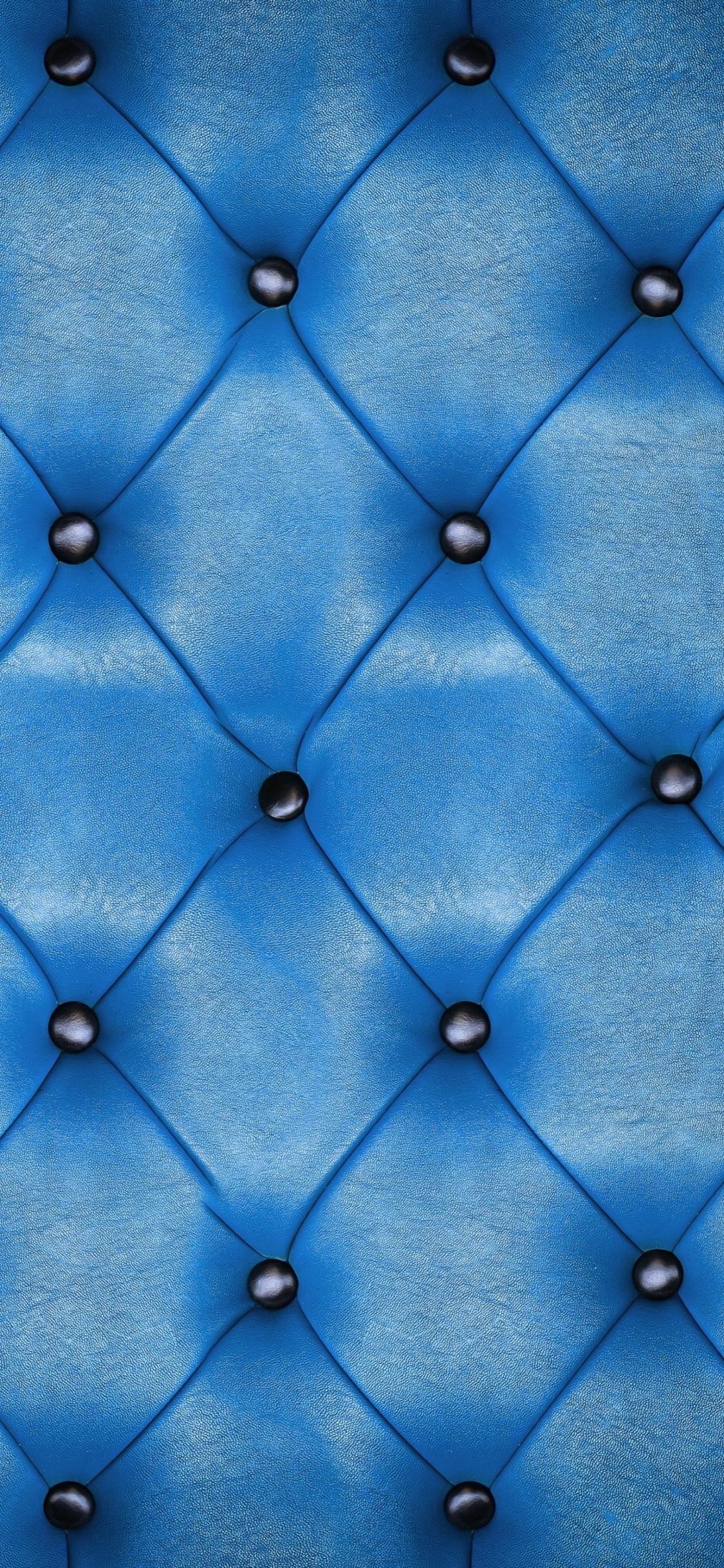 Blue and White Square Pattern. Wallpaper in 1125x2436 Resolution