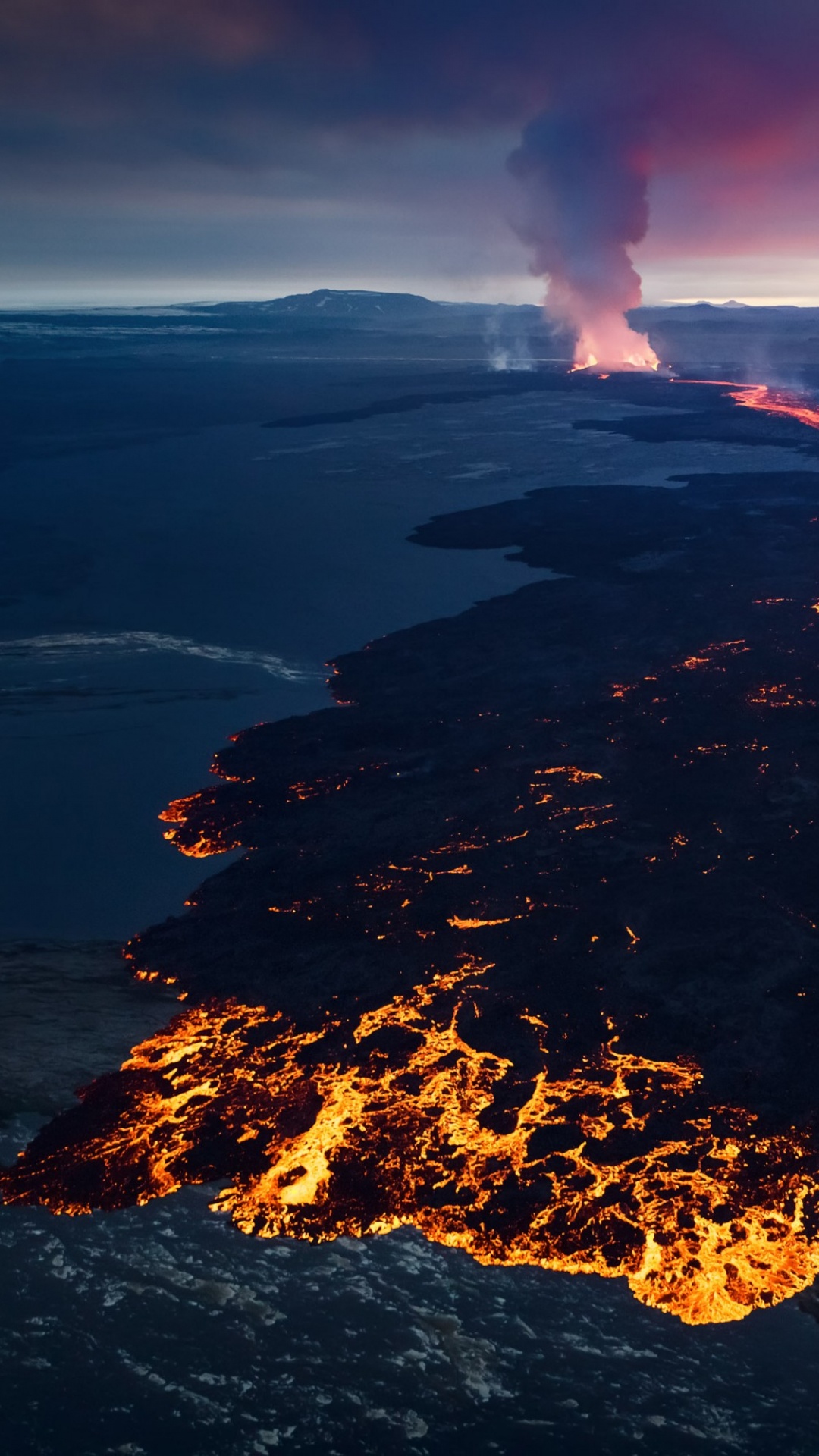 Vista Aérea de Montañas Marrones y Verdes Durante el Día.. Wallpaper in 1080x1920 Resolution