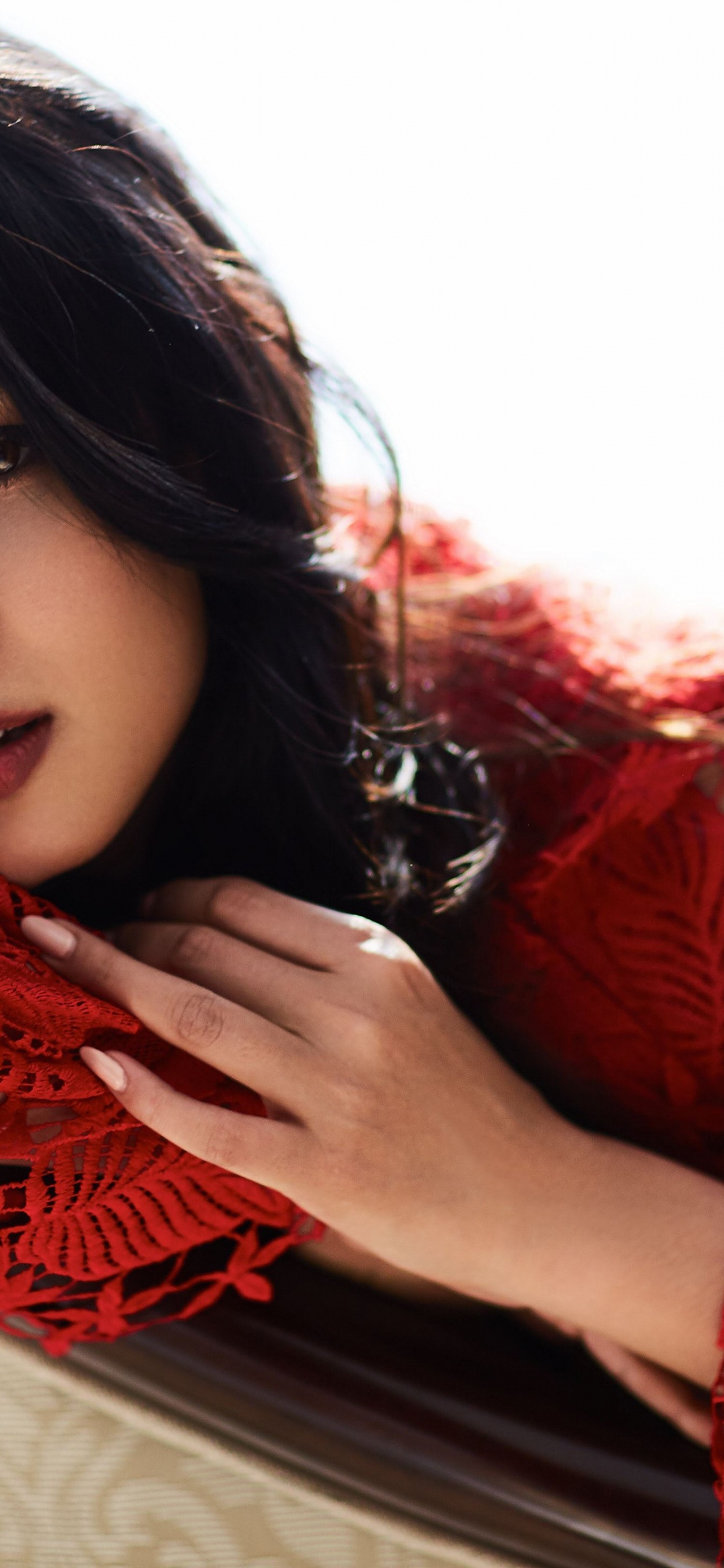 Actress Sonal Chauhan, Sonal Chauhan, Paltan, Bollywood, Actor. Wallpaper in 1242x2688 Resolution