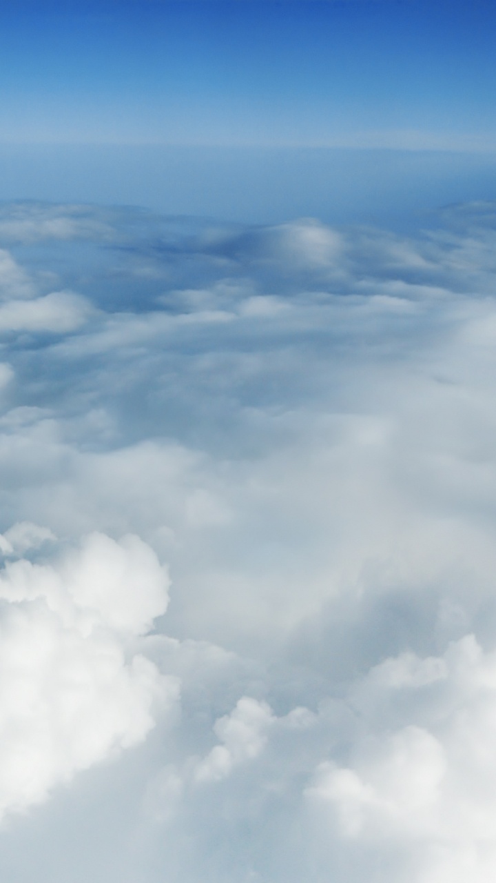 Nubes Blancas y Cielo Azul. Wallpaper in 720x1280 Resolution