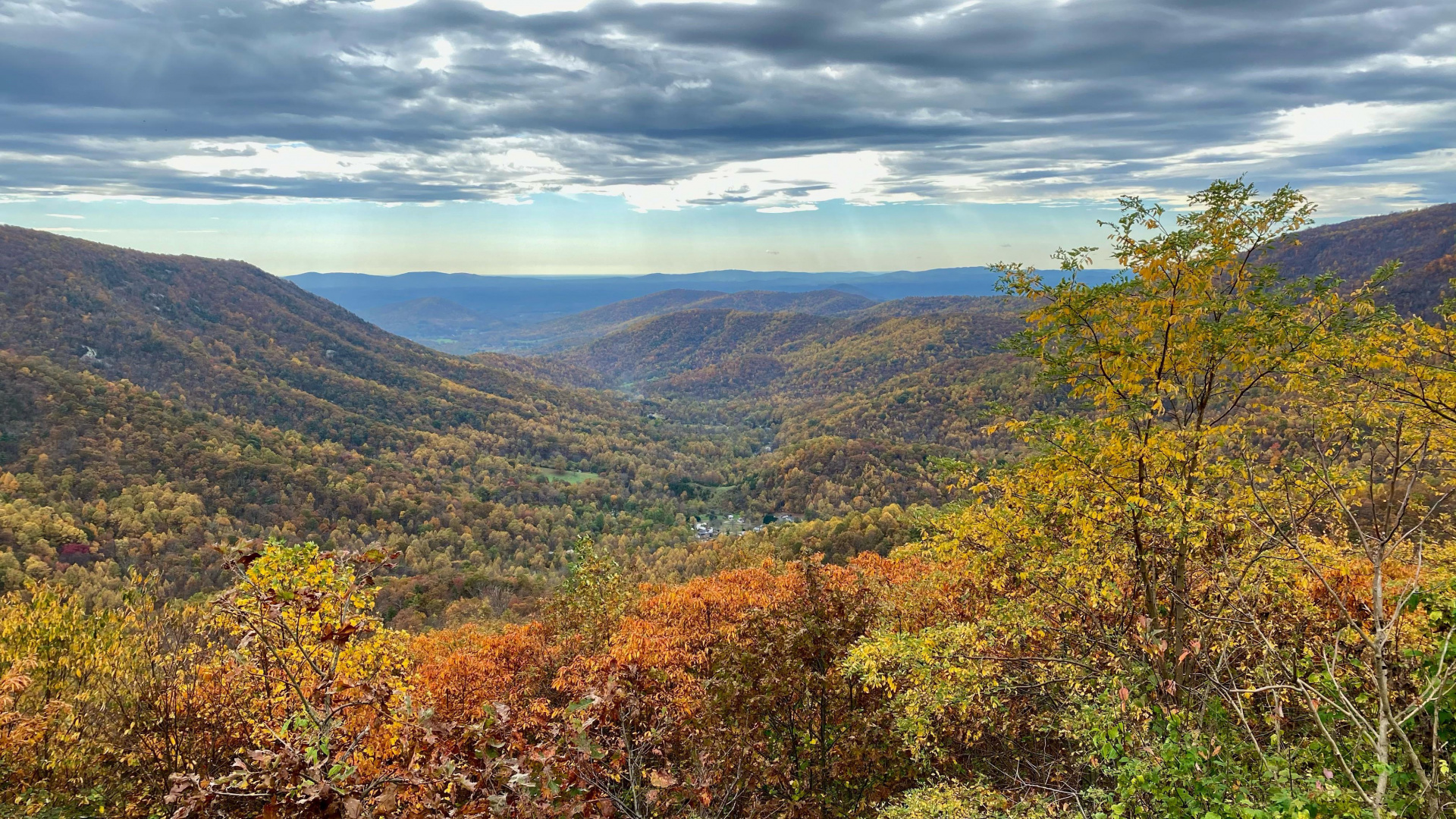 Blatt, Asheville, Blue Ridge Parkway, Cloud, Naturlandschaft. Wallpaper in 1920x1080 Resolution