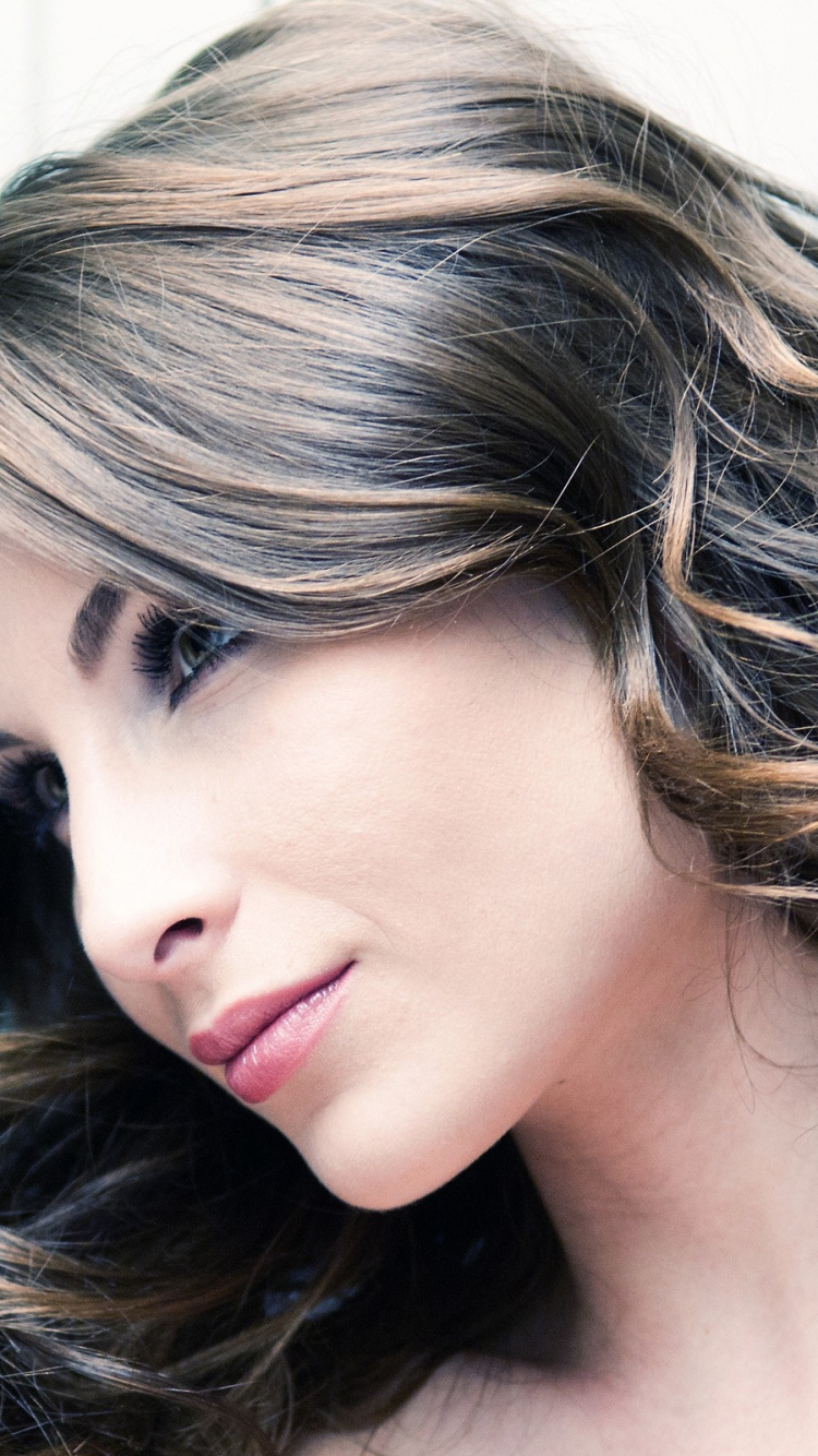 Brown Hair, Long Hair, Hair, Hairstyle, Beauty. Wallpaper in 750x1334 Resolution