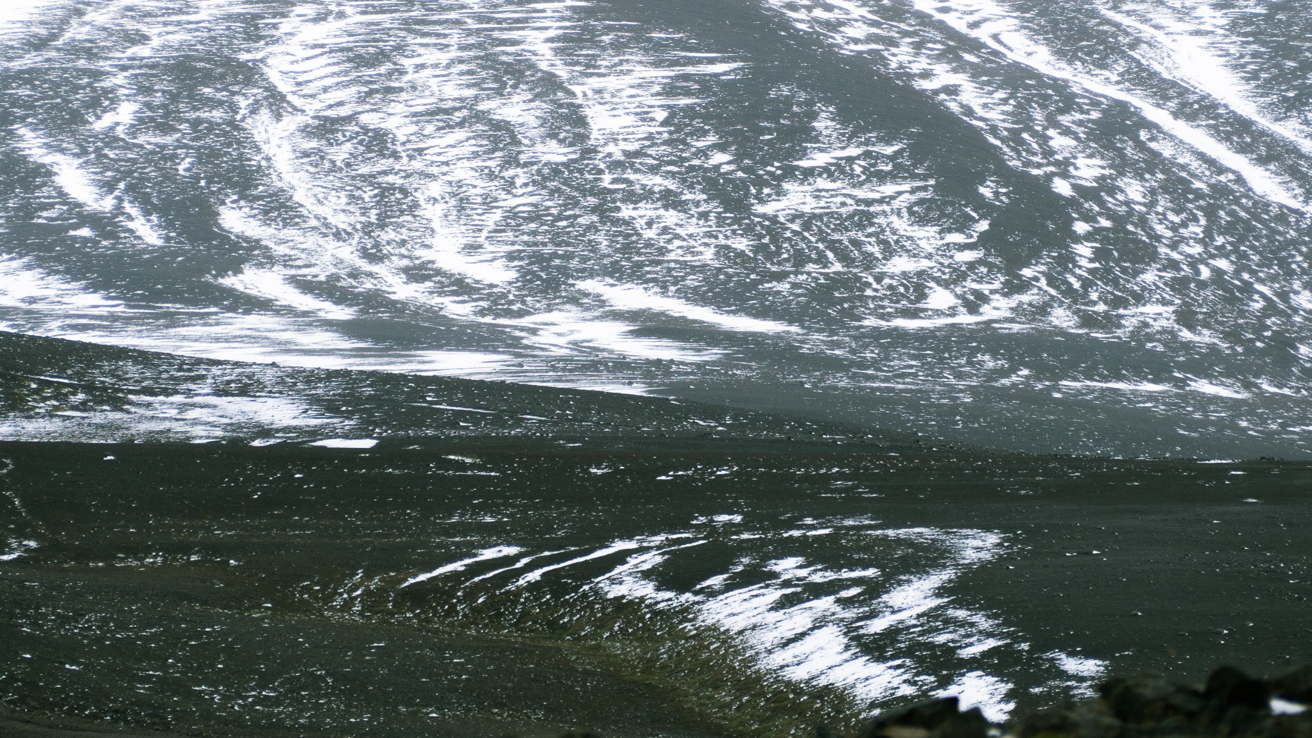 Glacier, Mountain, Highland, Water, Wave. Wallpaper in 2560x1440 Resolution