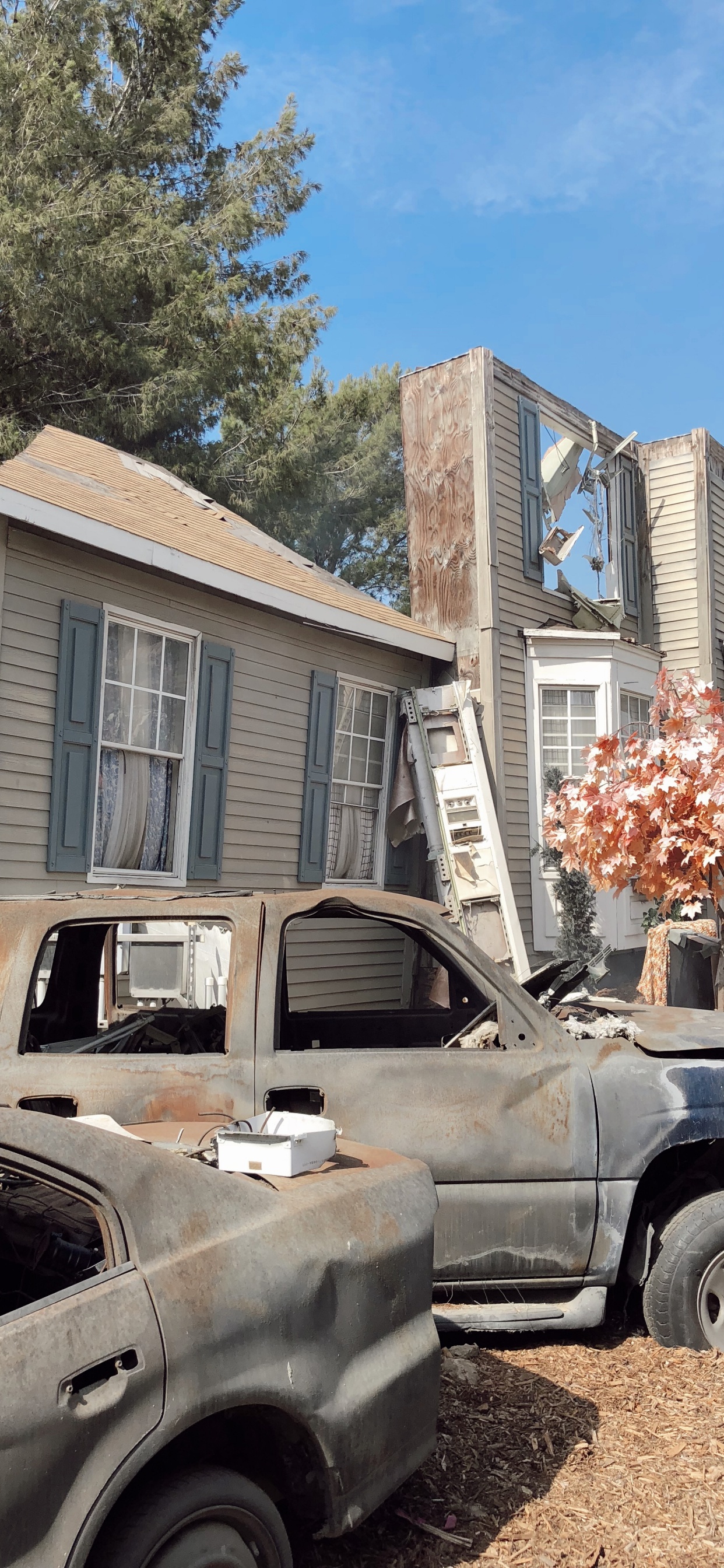 Voiture de Famille, Roi, Voiture Compacte, Voiture Sous-compacte, Voiture de Taille Moyenne. Wallpaper in 1242x2688 Resolution