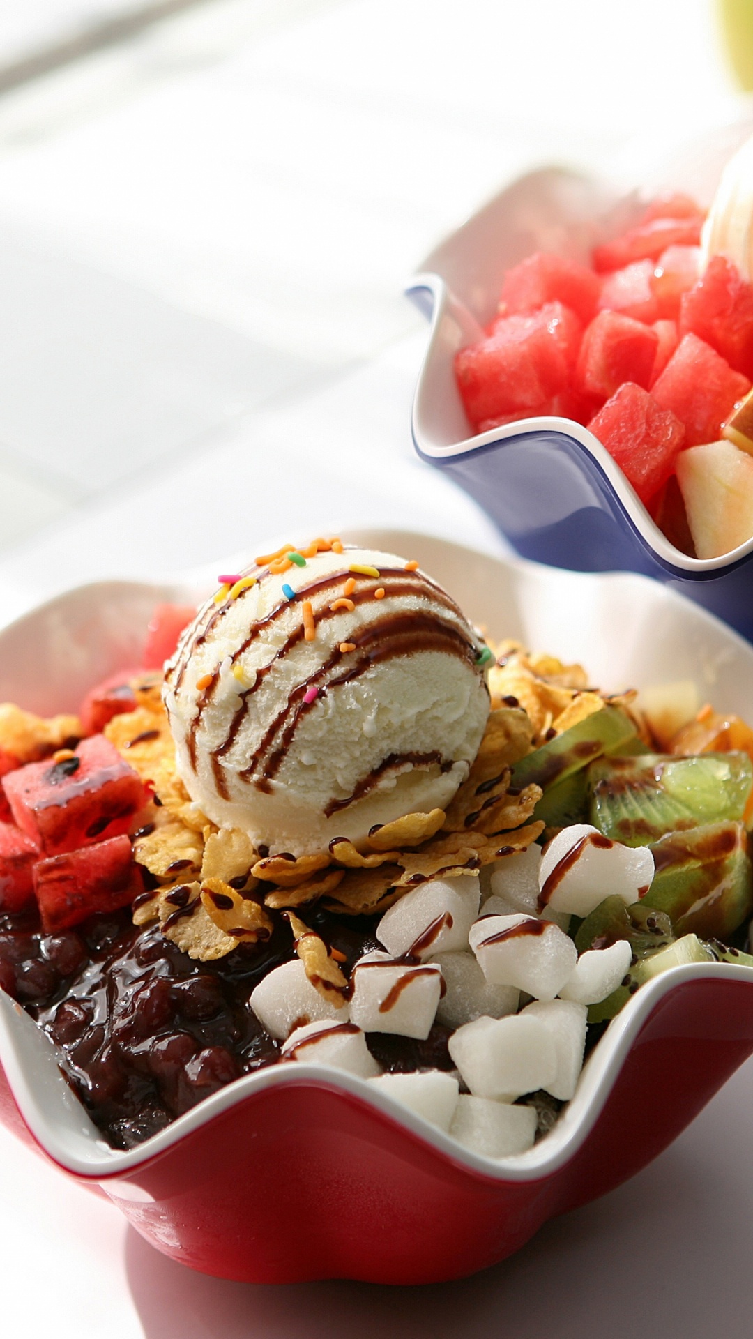 Red and White Ceramic Bowl With Ice Cream. Wallpaper in 1080x1920 Resolution
