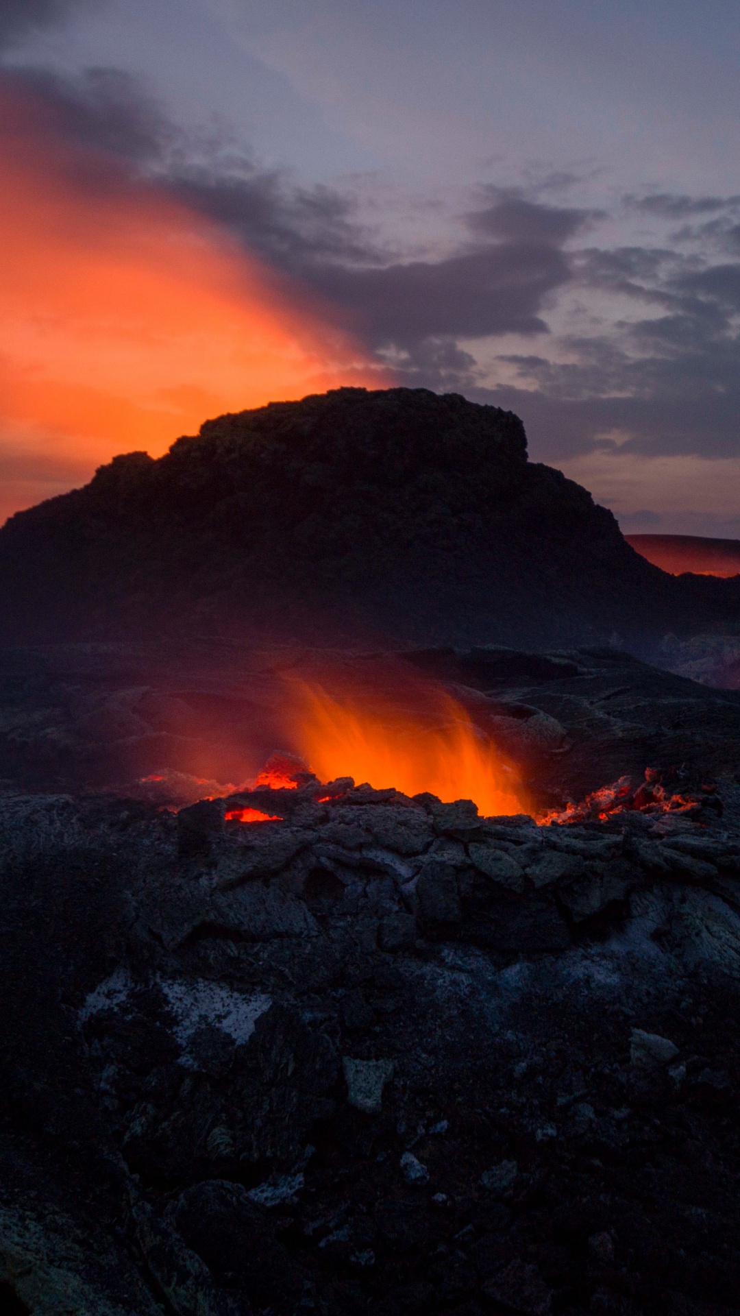 Vulkan, Lava, Vulkanische Landschaftsformen, Arten Von Vulkanausbrüchen, Lava Ebene. Wallpaper in 1080x1920 Resolution