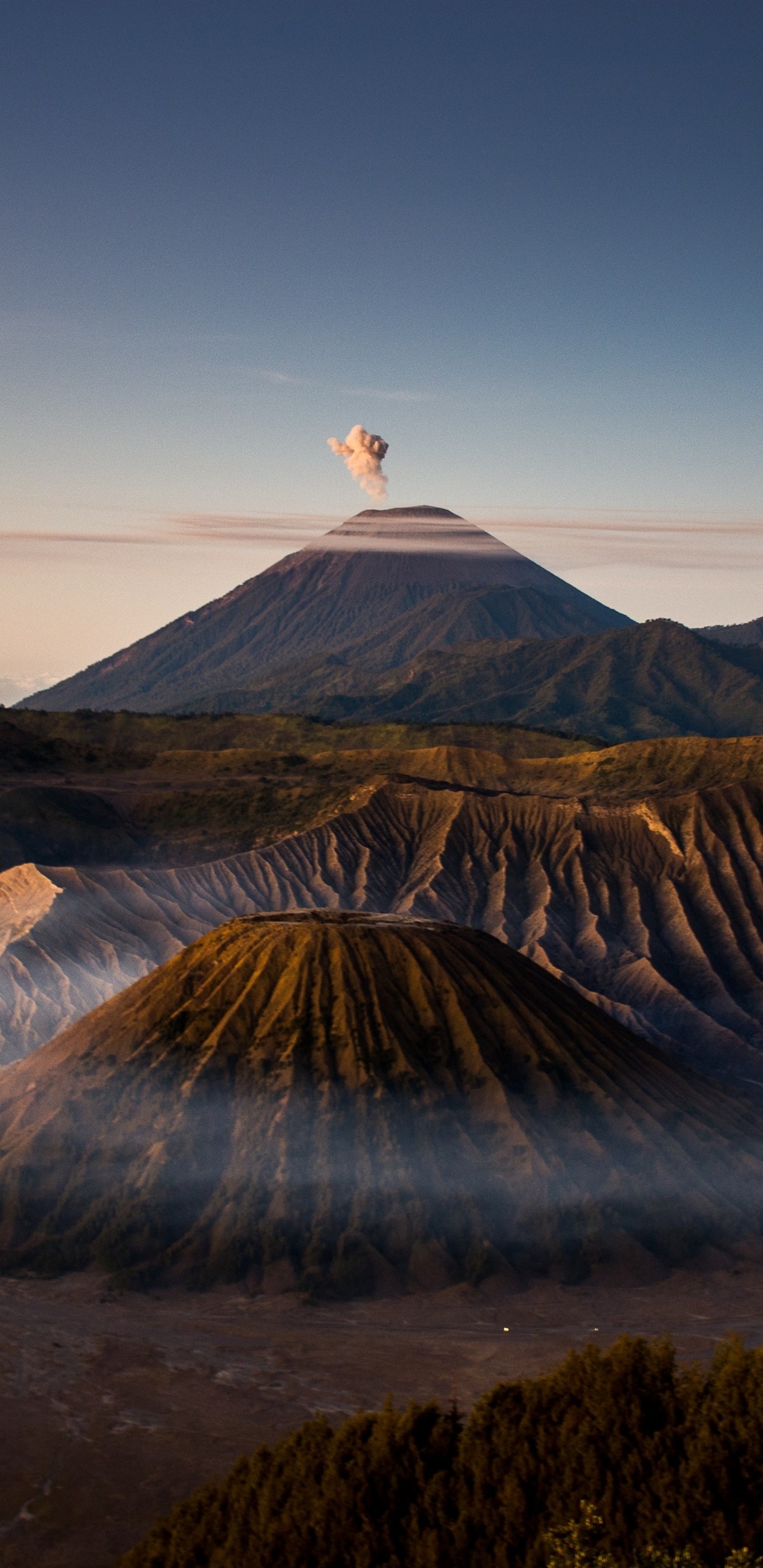 Cool Indonesia, Mount Bromo, Semeru, Mount Fuji, Travel. Wallpaper in 1440x2960 Resolution