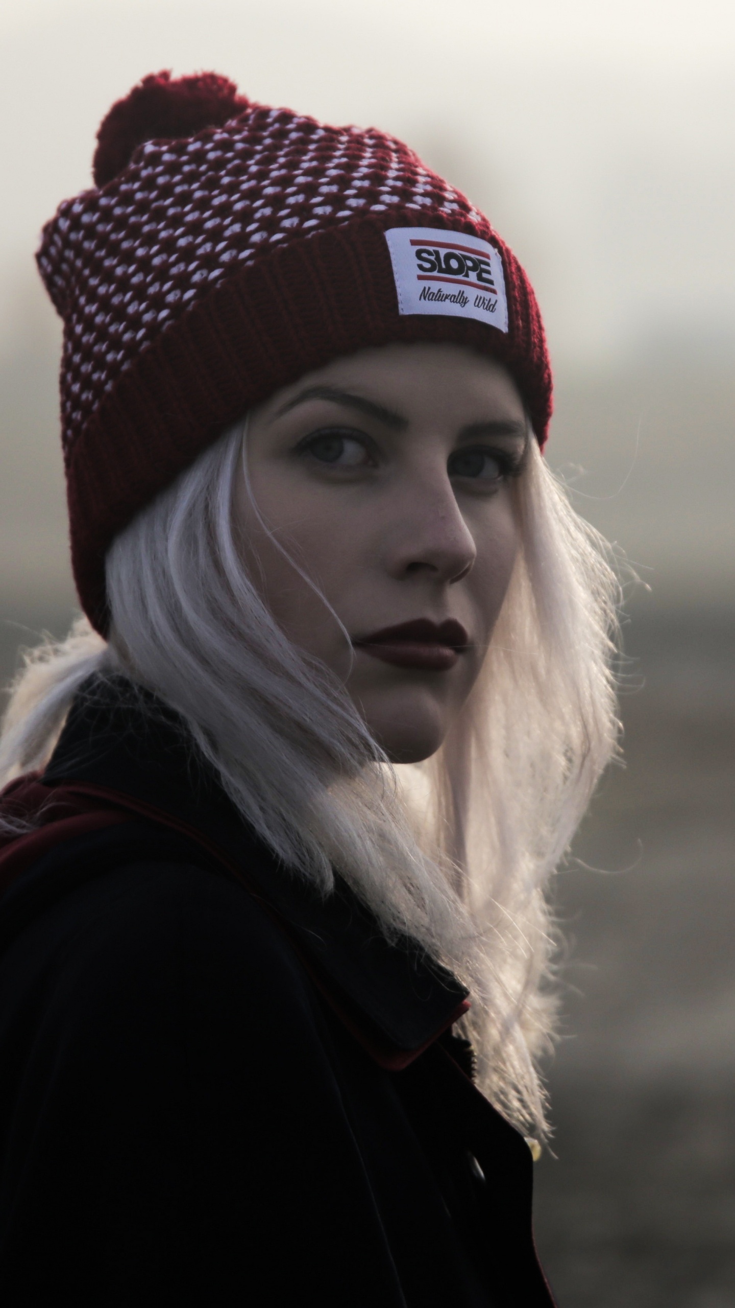 Linda Chica Con Gorro, Sombrero, el Invierno Tiene, Prendas de Vestir Exteriores, Tapa. Wallpaper in 1440x2560 Resolution