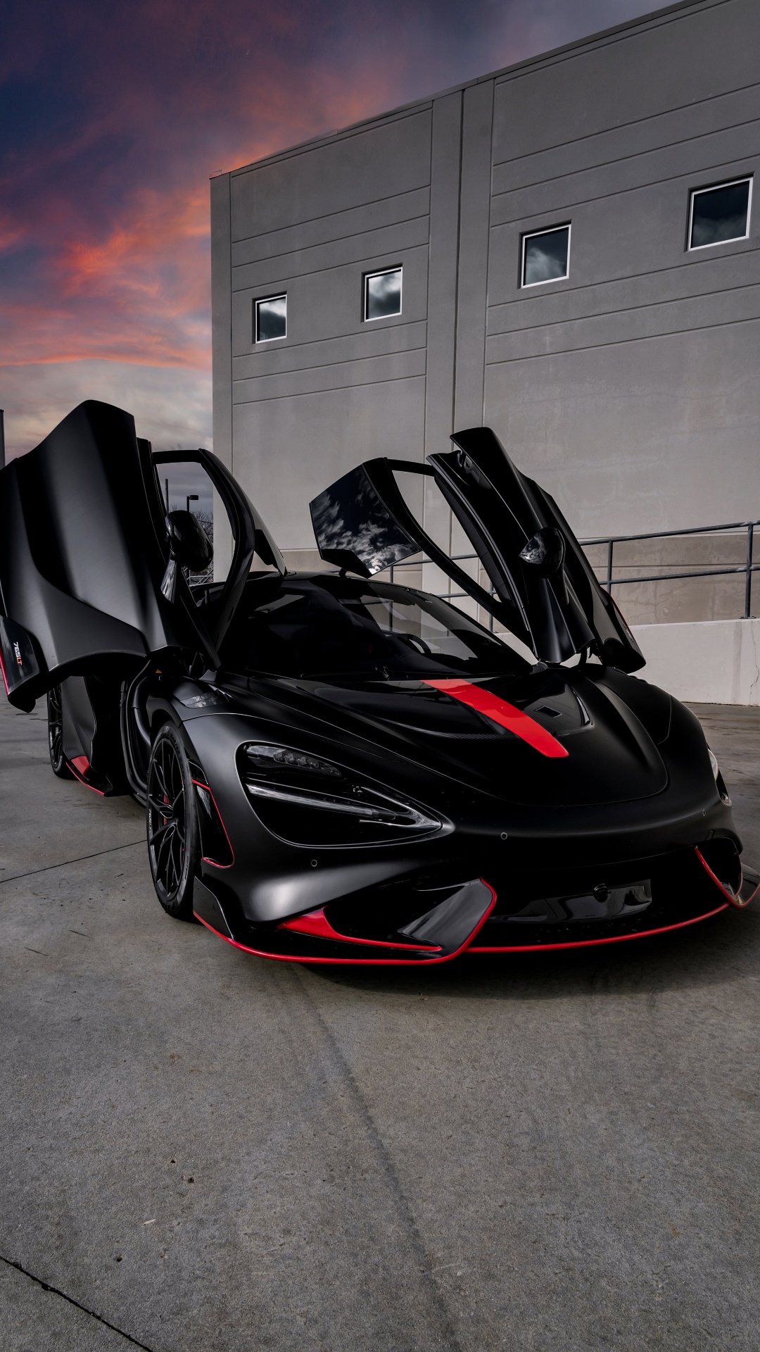 Coche, Coche Deportivo Negro y Rojo, Deportivo, Mclaren 12c, Neumatico. Wallpaper in 1080x1920 Resolution