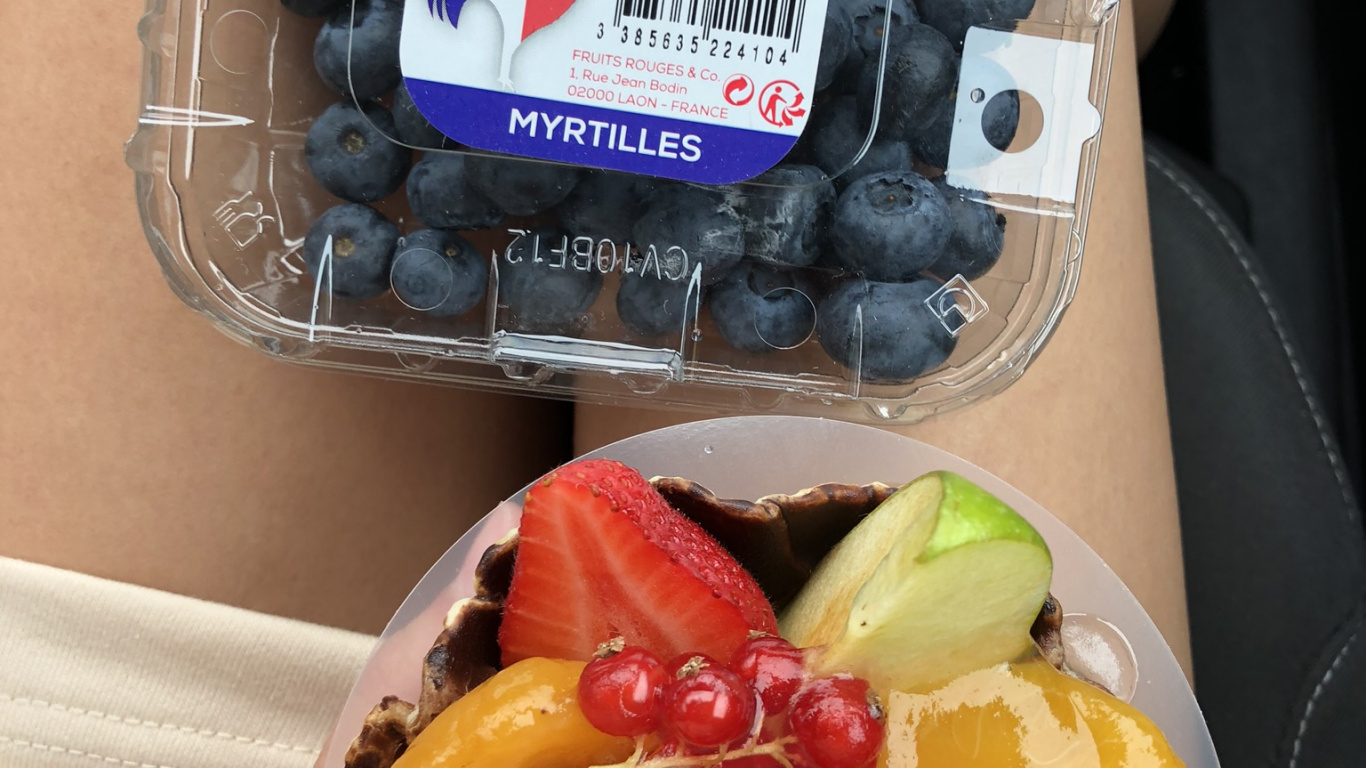 Meal, Breakfast, Lunch, Comfort Food, Dessert. Wallpaper in 1366x768 Resolution