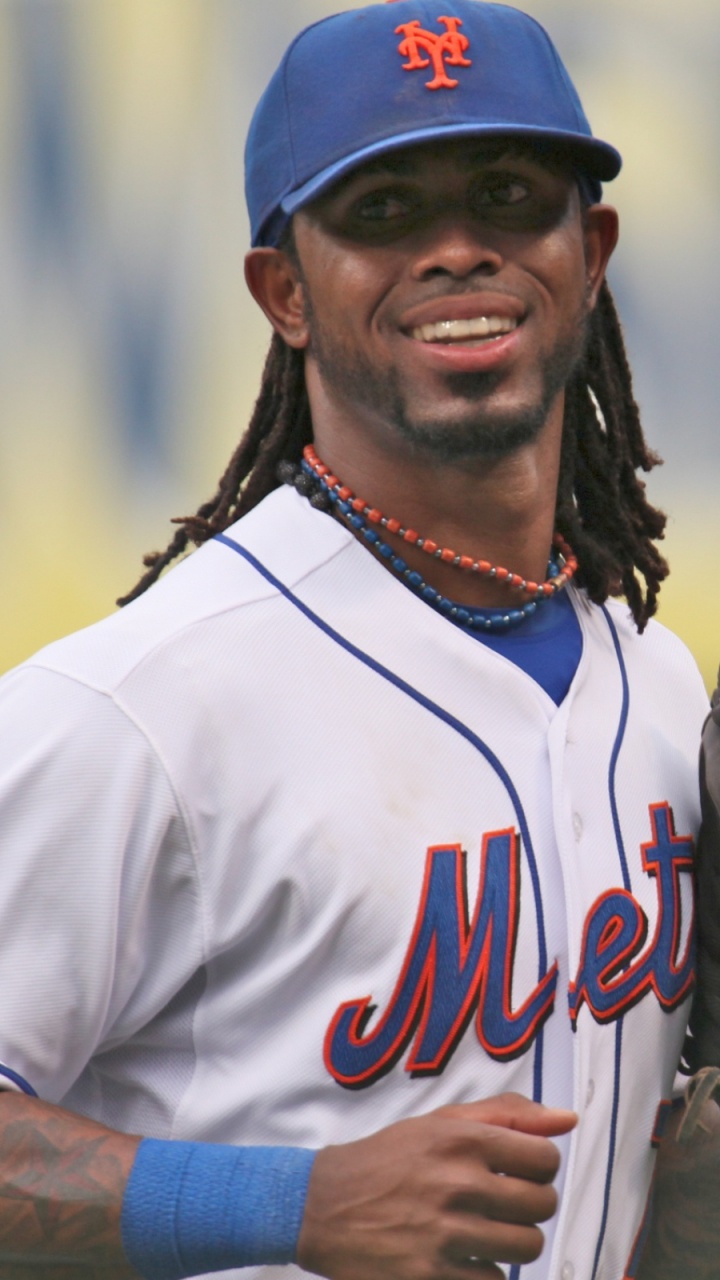 Man in White and Blue Baseball Jersey Shirt Wearing Blue Baseball Cap. Wallpaper in 720x1280 Resolution