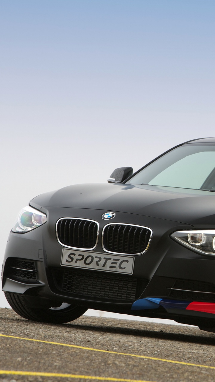 Mercedes Benz Clase c Coupe Negro. Wallpaper in 720x1280 Resolution