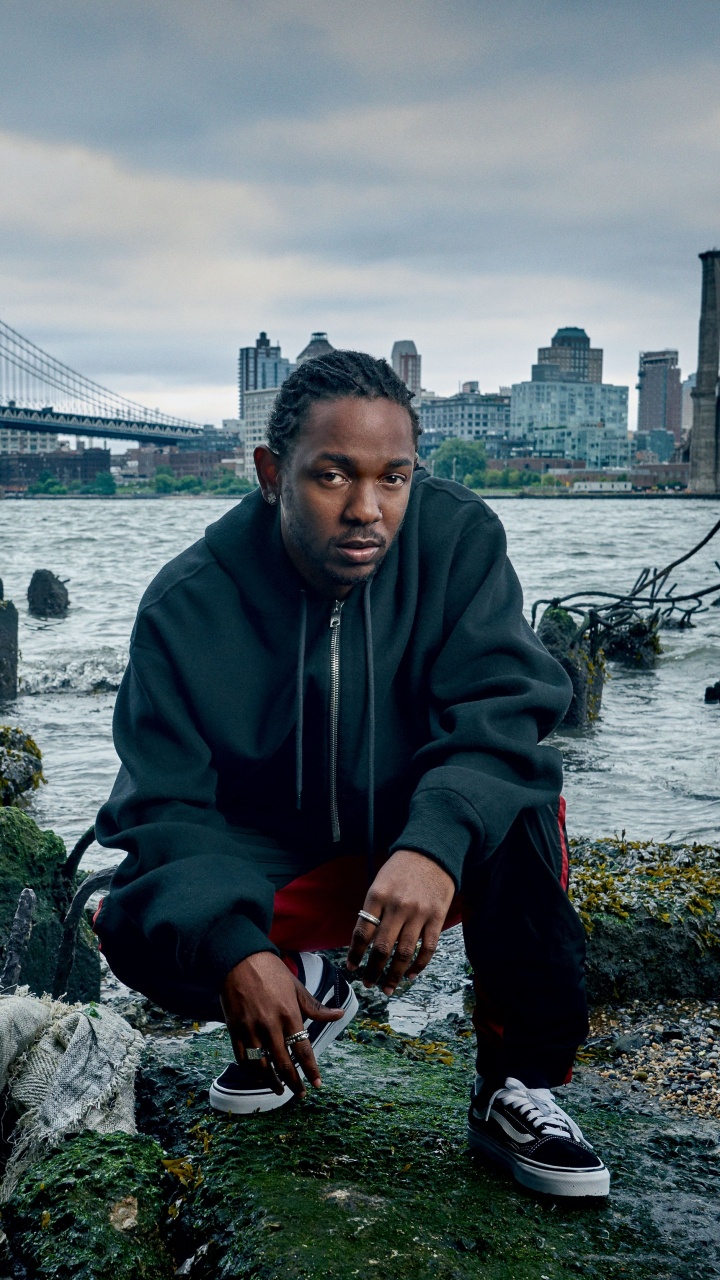 Brooklyn Bridge, Kendrick Lamar, Rapper, Water, Bridge. Wallpaper in 720x1280 Resolution