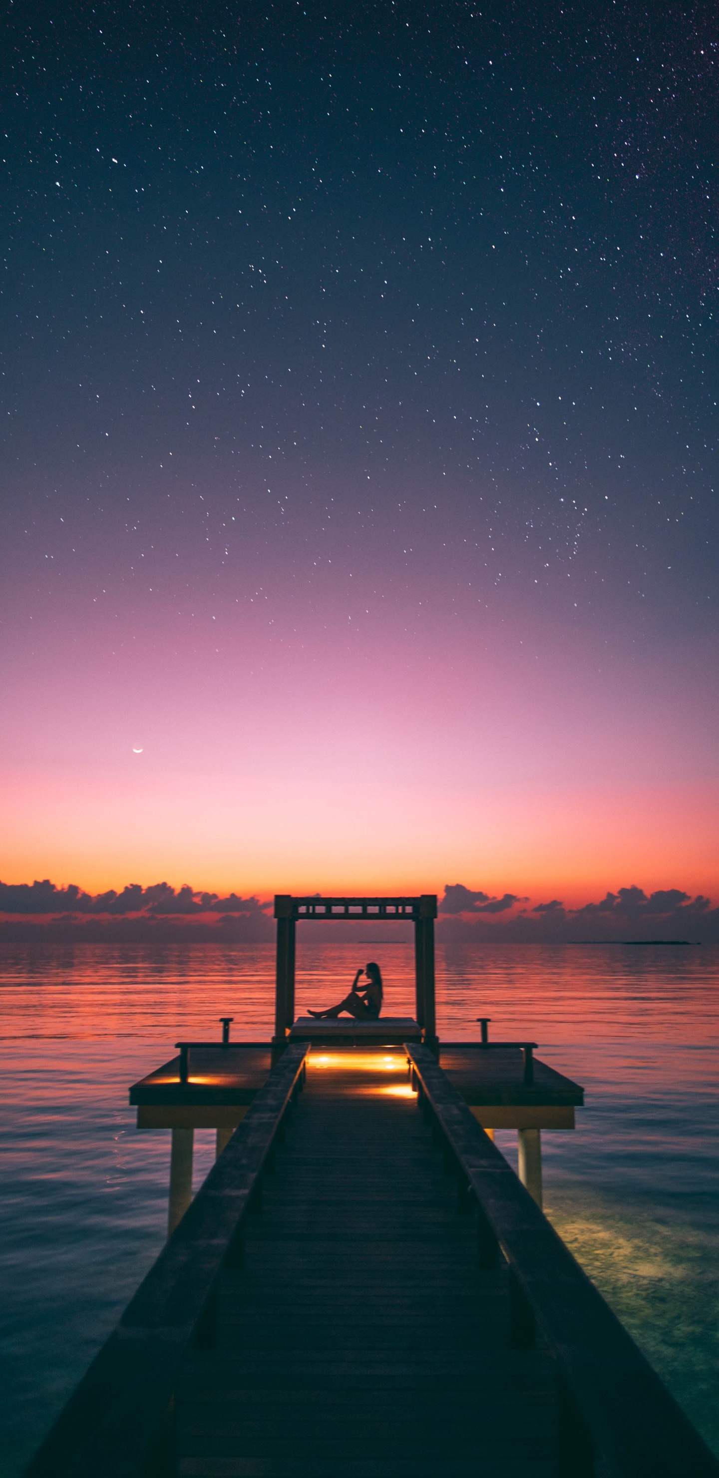 Spotify, Agua, Mar, Mañana, Muelle. Wallpaper in 1440x2960 Resolution