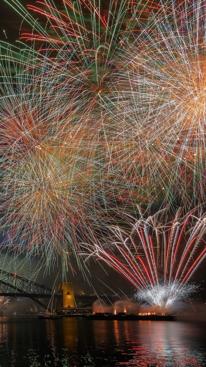 Sydney Harbour Bridge, Feuerwerk, Veranstaltung, Reflexion, Festival. Wallpaper in 720x1280 Resolution