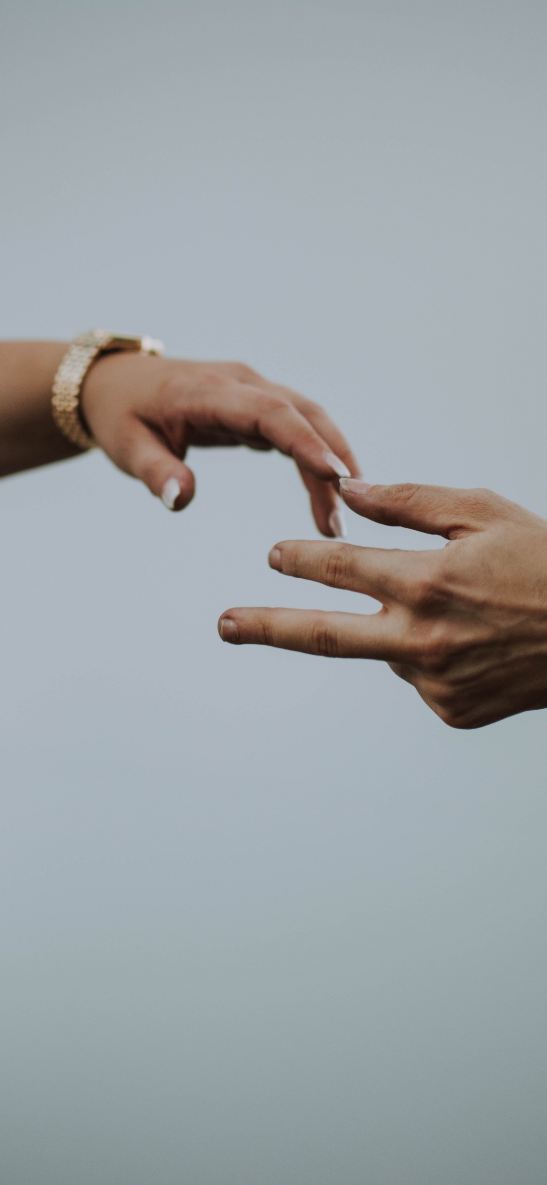 Mano, Dedo, Brazo, Gesto, Articulación. Wallpaper in 1125x2436 Resolution